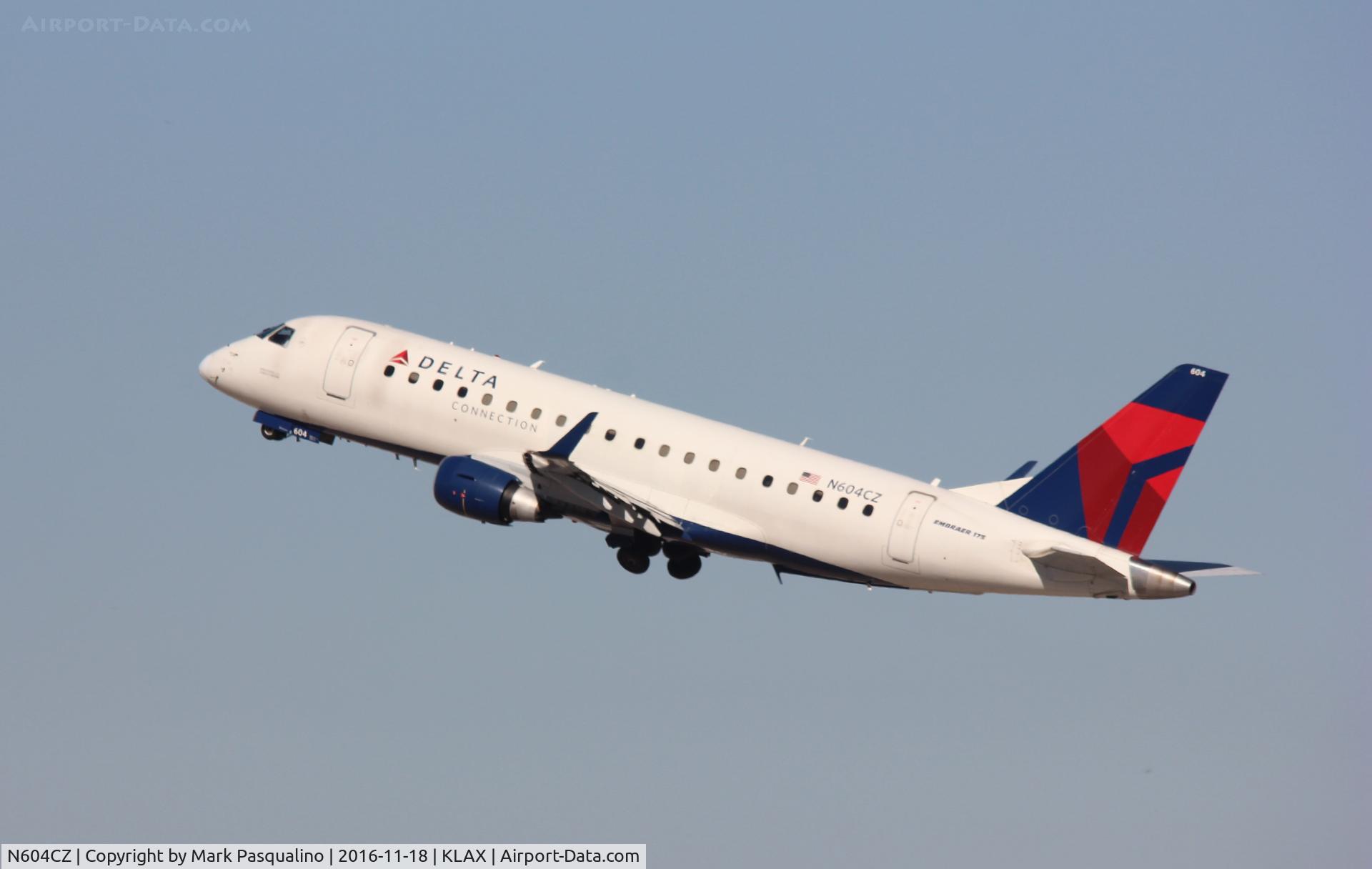 N604CZ, 2007 Embraer 175LR (ERJ-170-200LR) C/N 17000181, ERJ 170-200 LR
