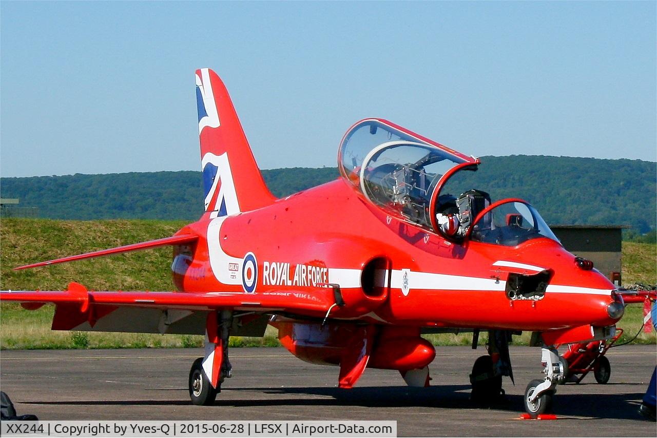 XX244, 1978 Hawker Siddeley Hawk T.1 C/N 080/312080, Royal Air Force Red Arrows Hawker Siddeley Hawk T.1A, Luxeuil-Saint Sauveur Air Base 116 (LFSX) Open day 2015