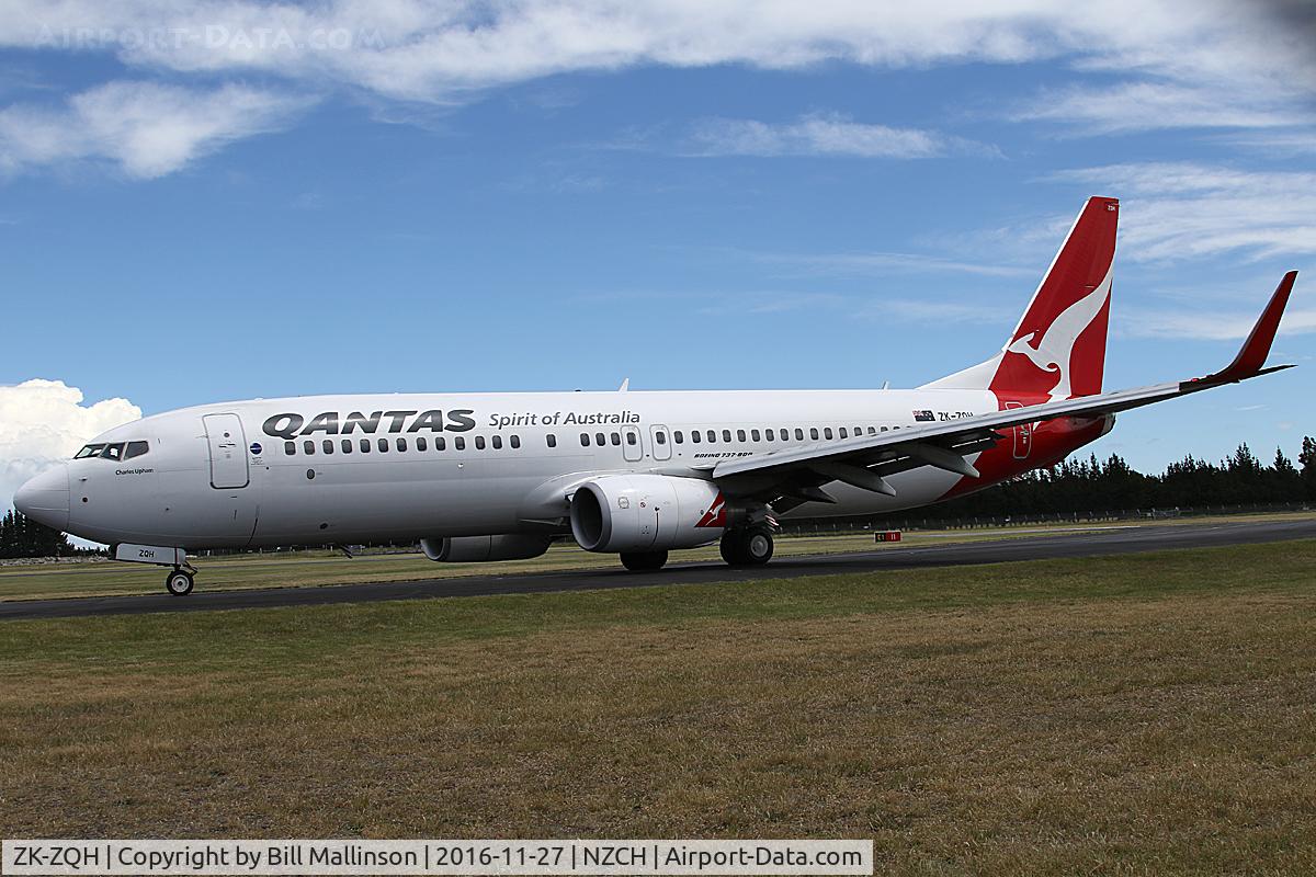 ZK-ZQH, 2011 Boeing 737-838 C/N 39357, QF135 from BNE