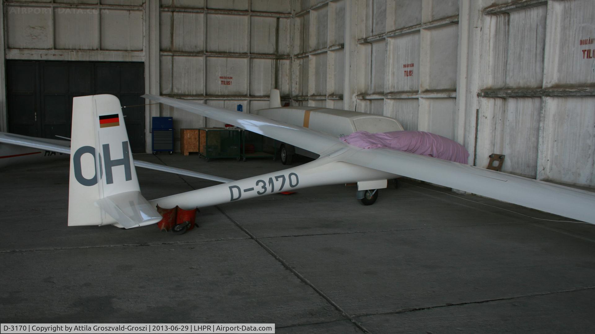 D-3170, 1978 PZL-Bielsko SZD-42-2  Jantar 2B C/N B-875, Györ-Pér Airport, Hungary