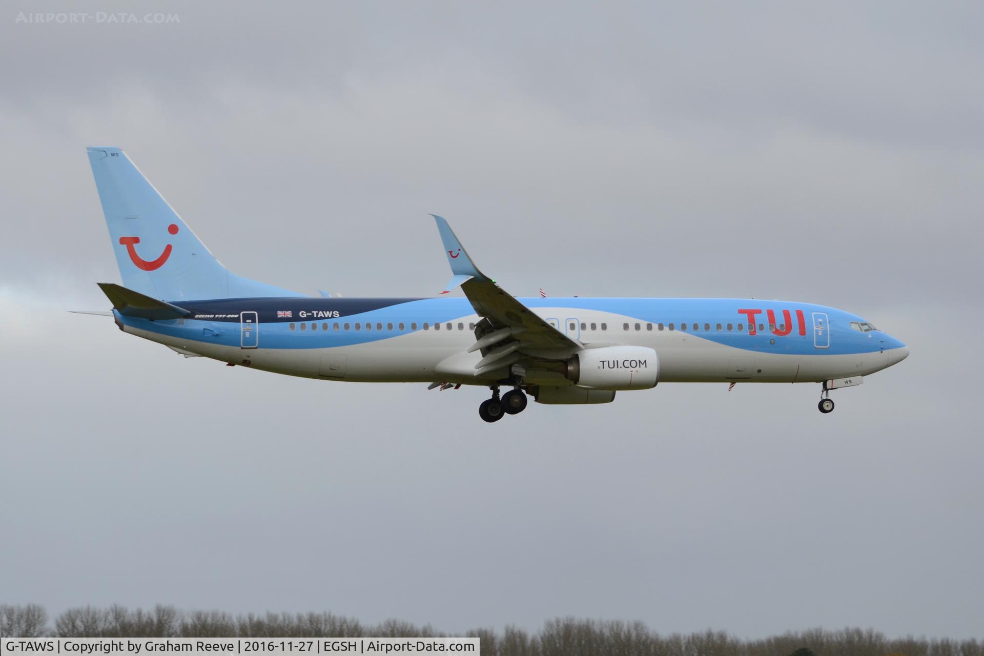 G-TAWS, 2014 Boeing 737-8K5 C/N 37241, Landing at Norwich.