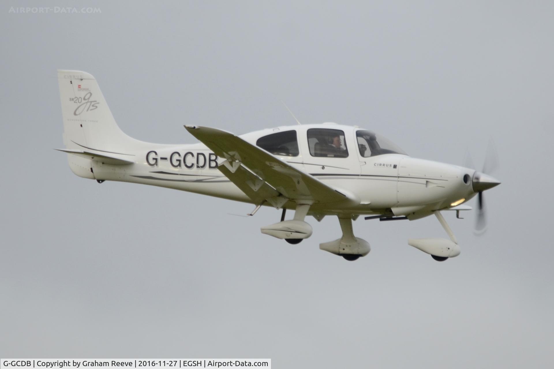 G-GCDB, 2009 Cirrus SR20 GTS C/N 1967, Landing at Norwich.