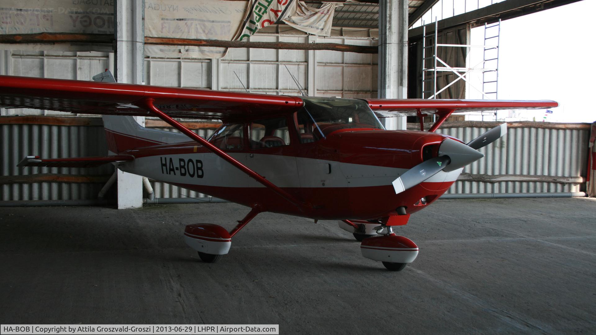HA-BOB, 1989 Cessna R172K Hawk XP C/N R1722575, Györ-Pér Airport, Hungary