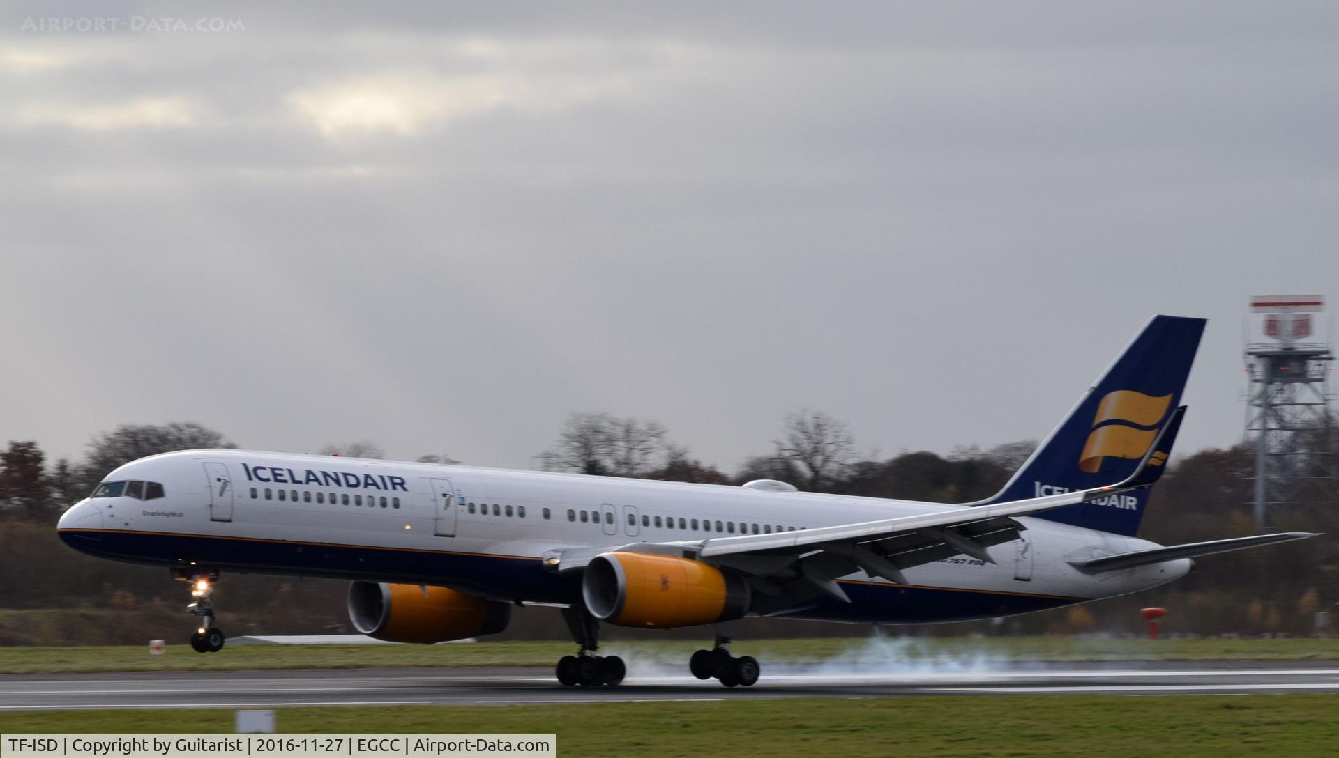 TF-ISD, 1991 Boeing 757-223 C/N 24596, At Manchester