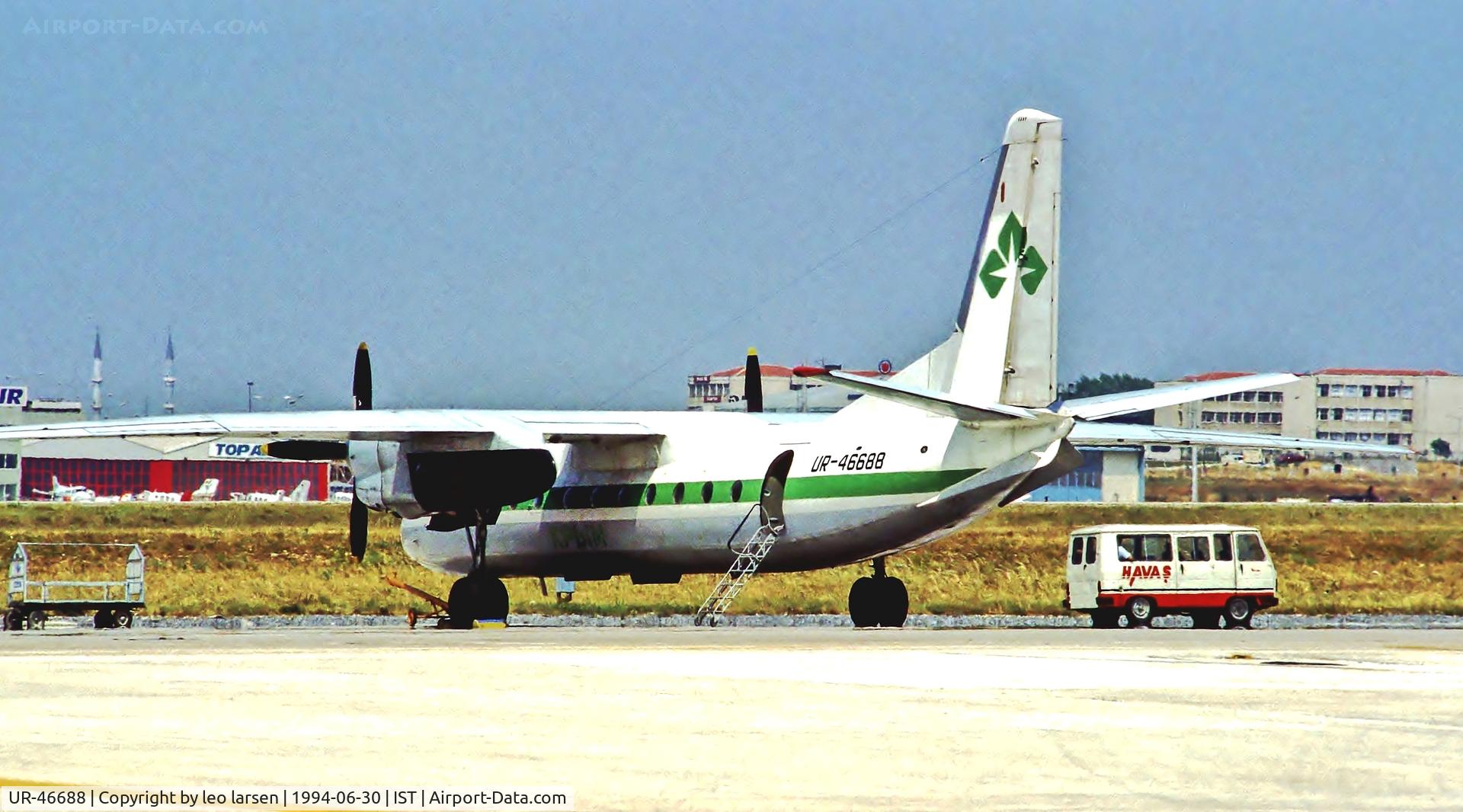 UR-46688, 1974 Antonov An-24RV C/N 47309805, Istanbul 30.6.94