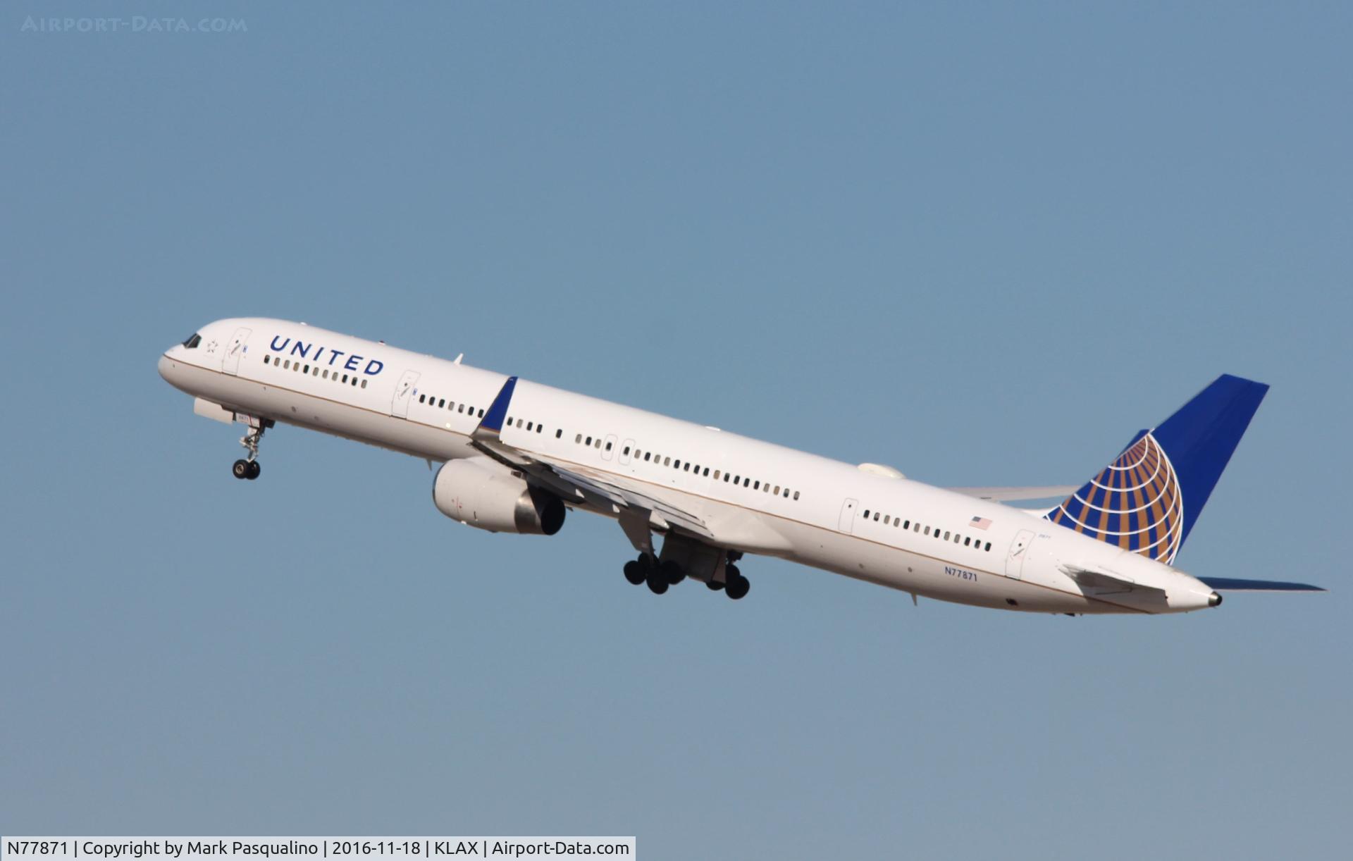 N77871, 2003 Boeing 757-33N C/N 33526, Boeing 757-300