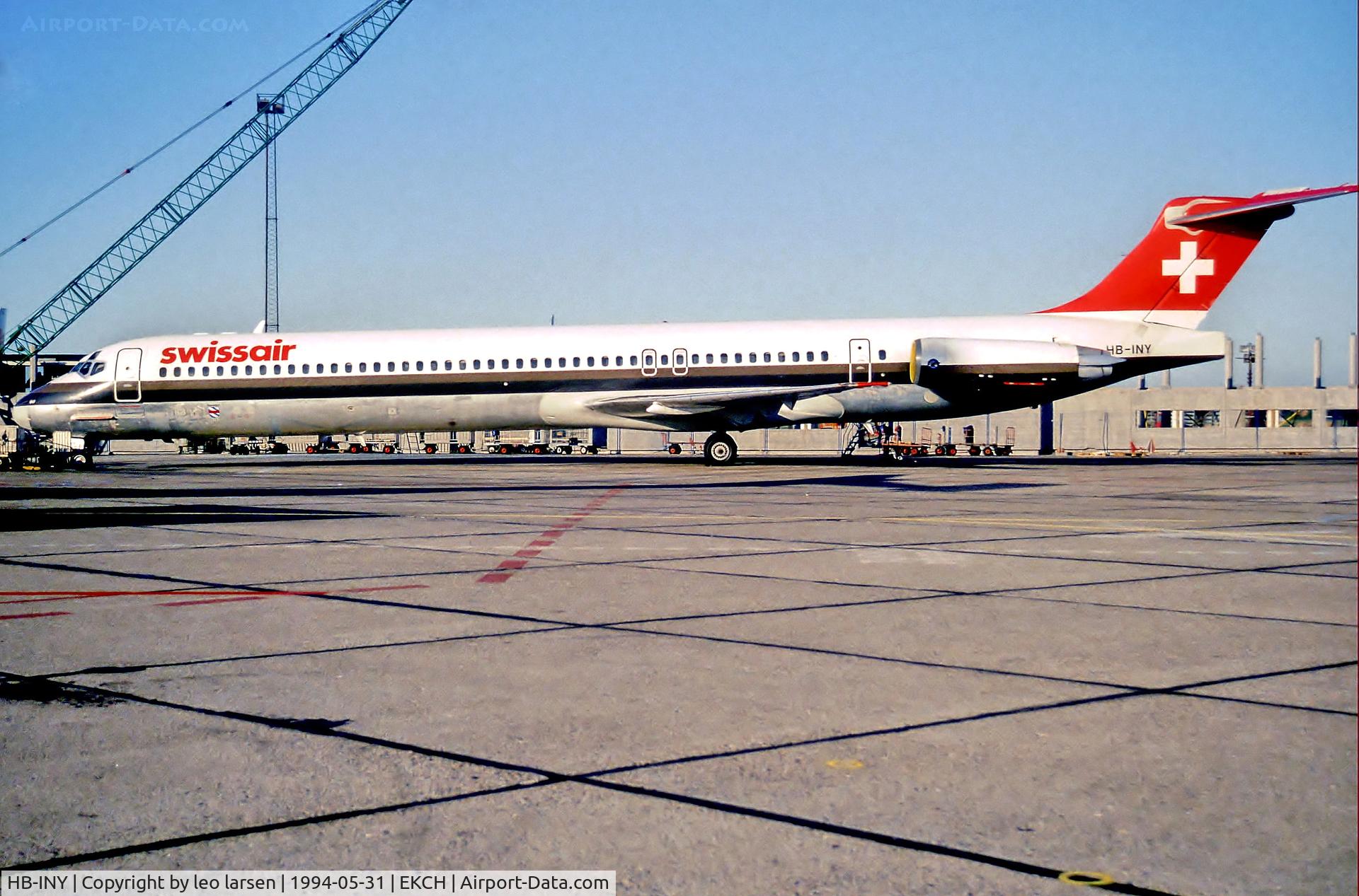 HB-INY, 1988 McDonnell Douglas MD-82 (DC-9-82) C/N 49571, Copenhagen 31.5.94