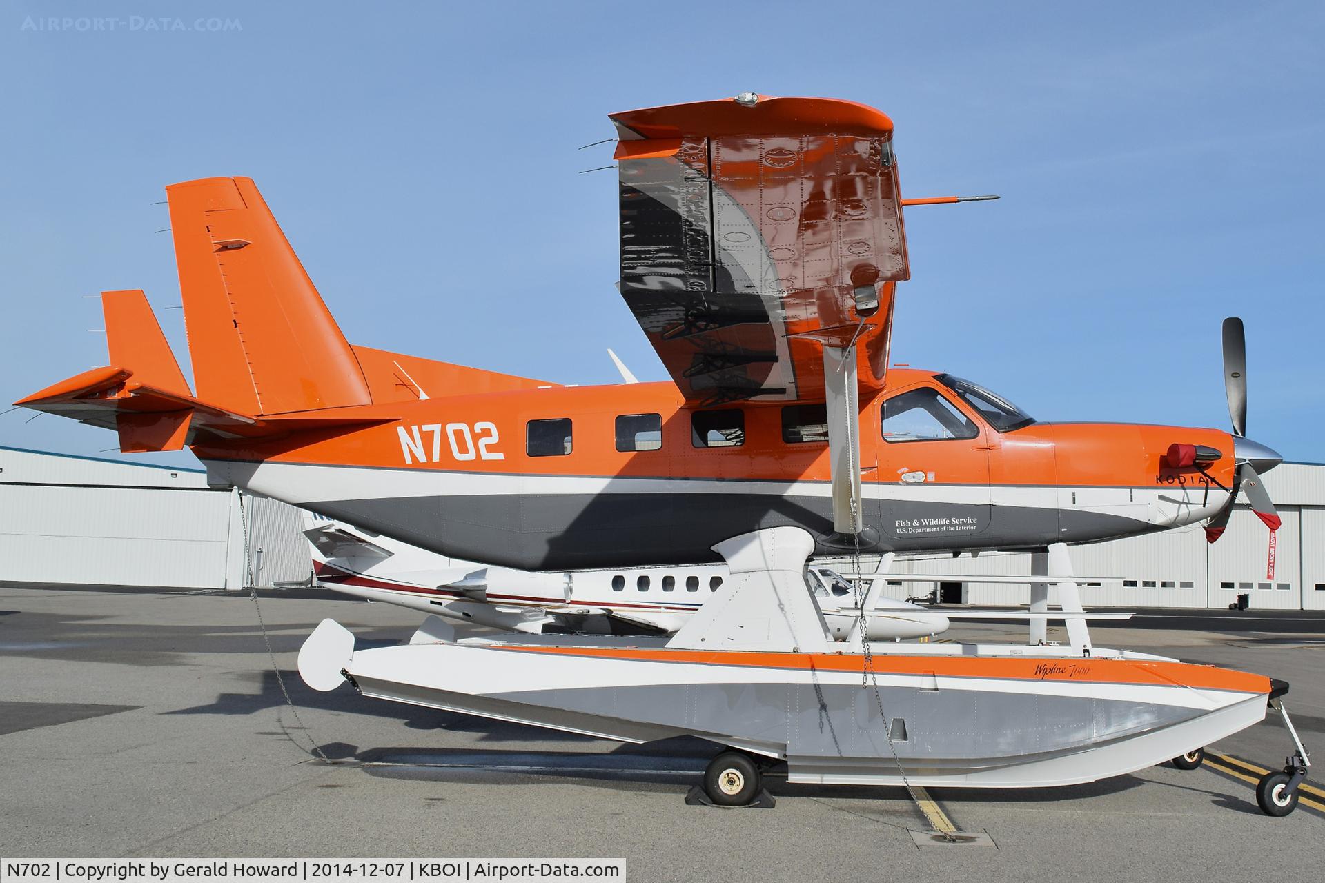 N702, 2010 Quest Kodiak 100 C/N 100-0035, Nice floats