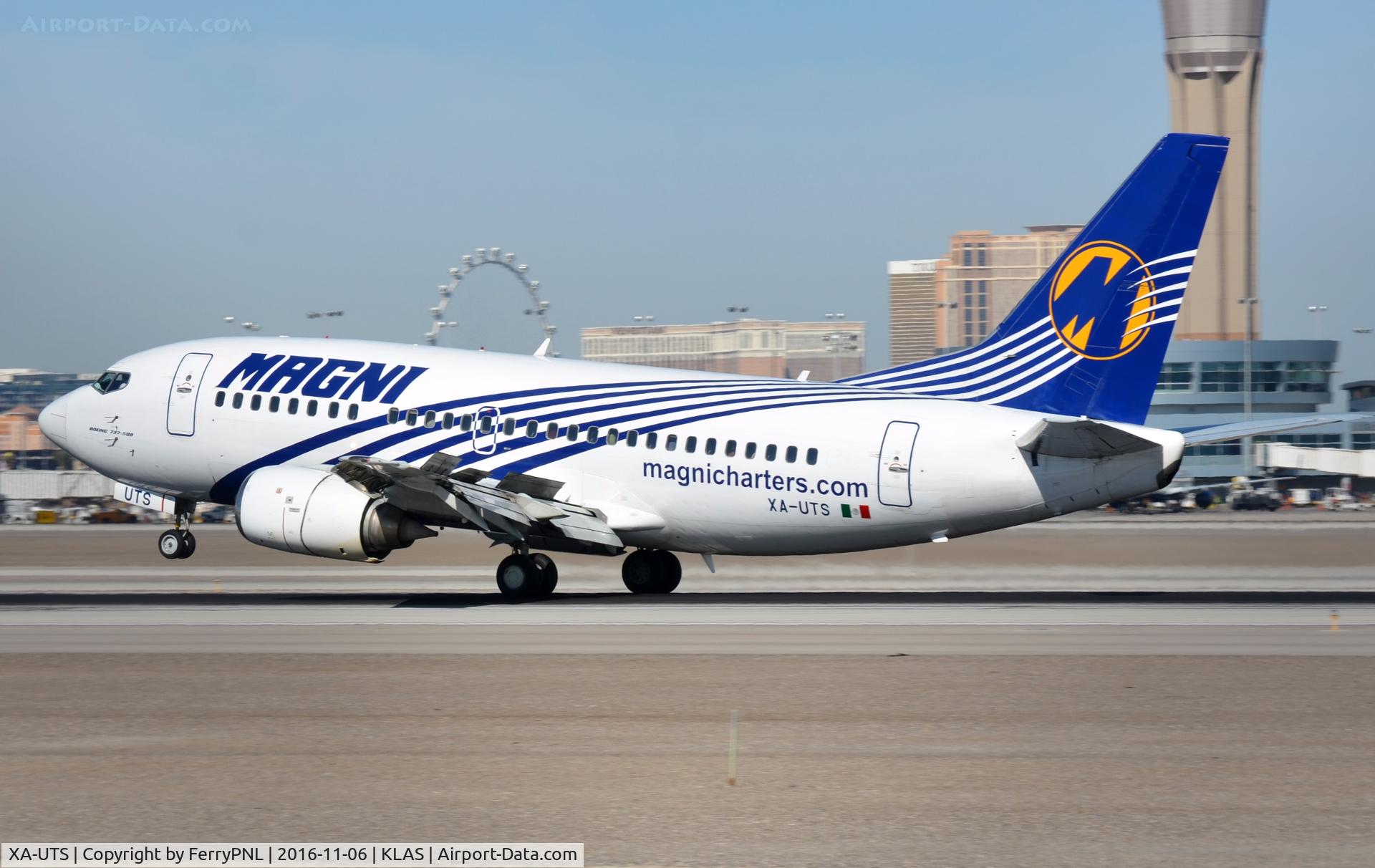 XA-UTS, 1993 Boeing 737-55D C/N 27130, Magnicharters B735 landing in LAS.