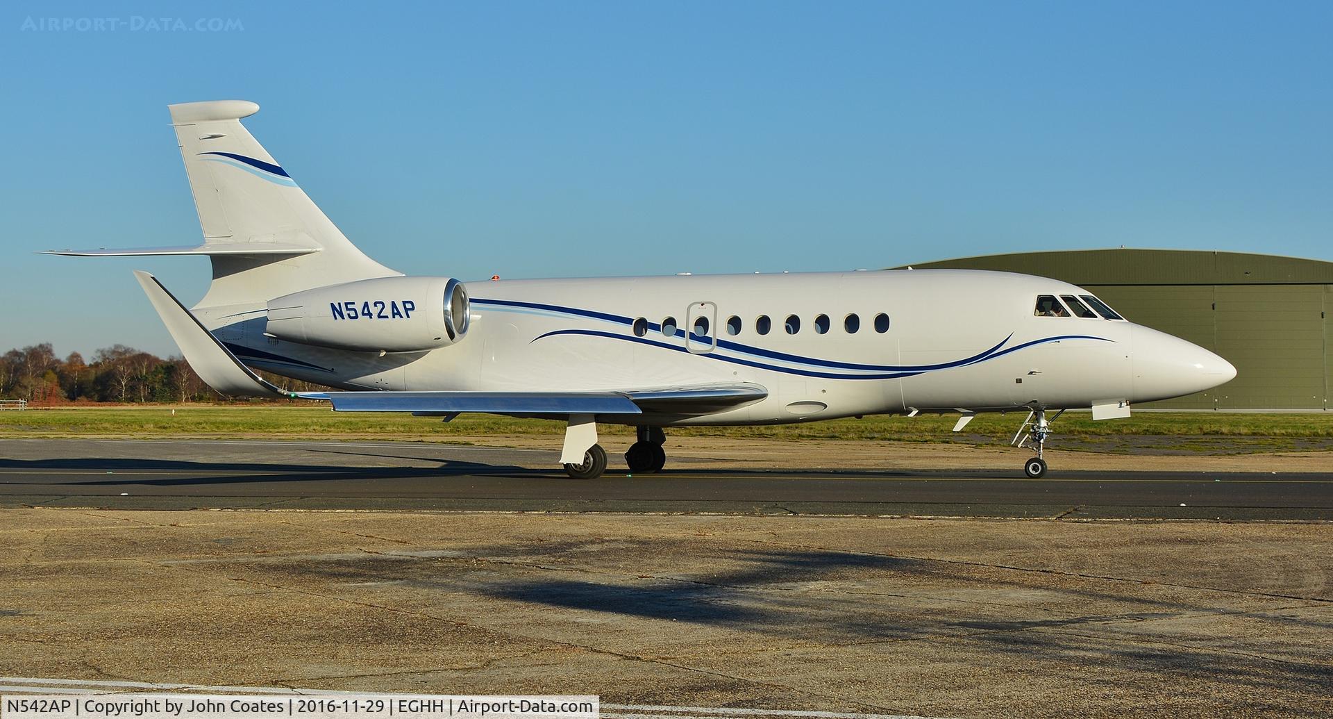 N542AP, 2006 Dassault Falcon 2000LX C/N 89, Departing from Jetworks