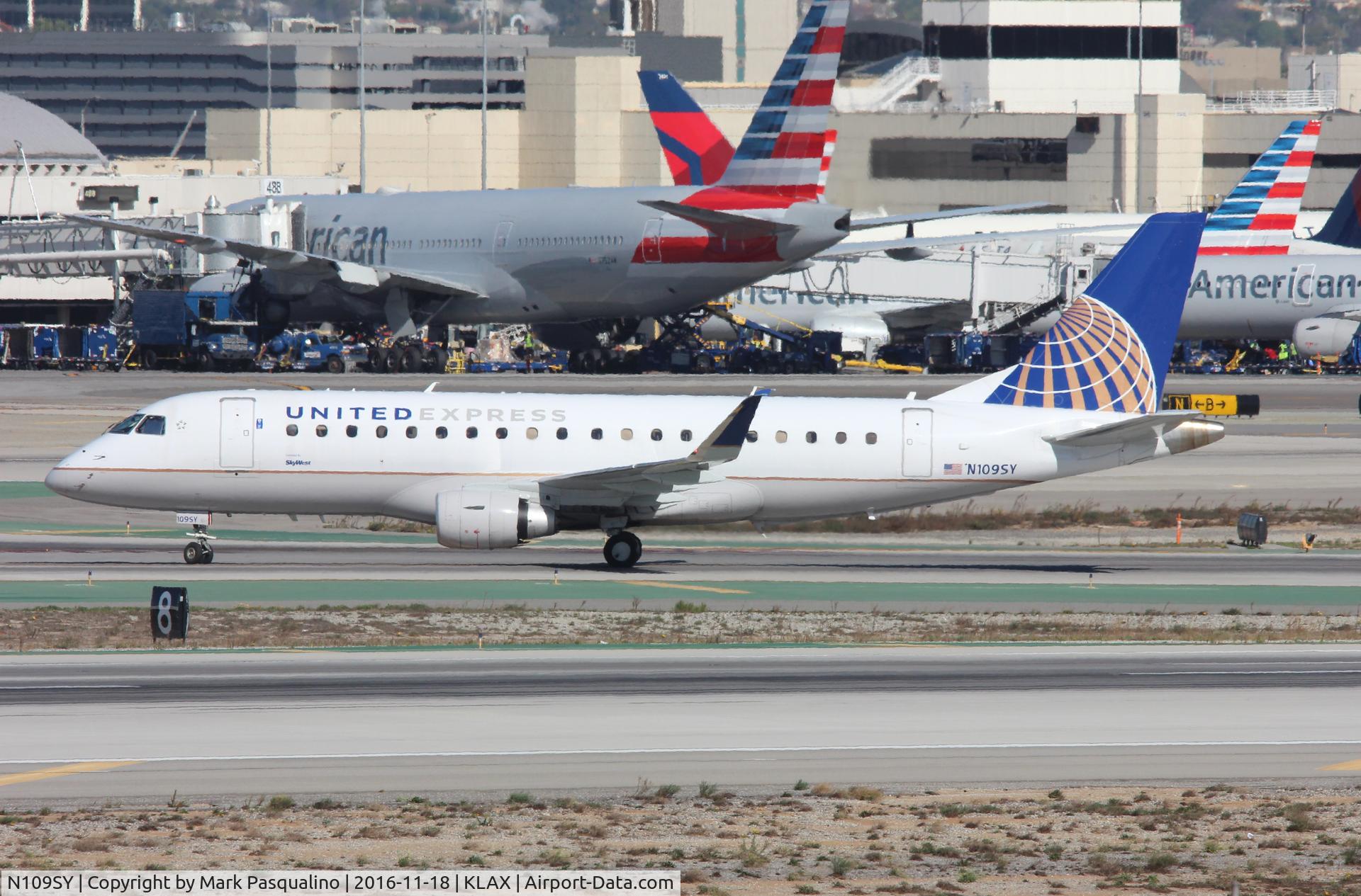 N109SY, 2014 Embraer 175LR (ERJ-170-200LR) C/N 17000402, ERJ 170-200 [R