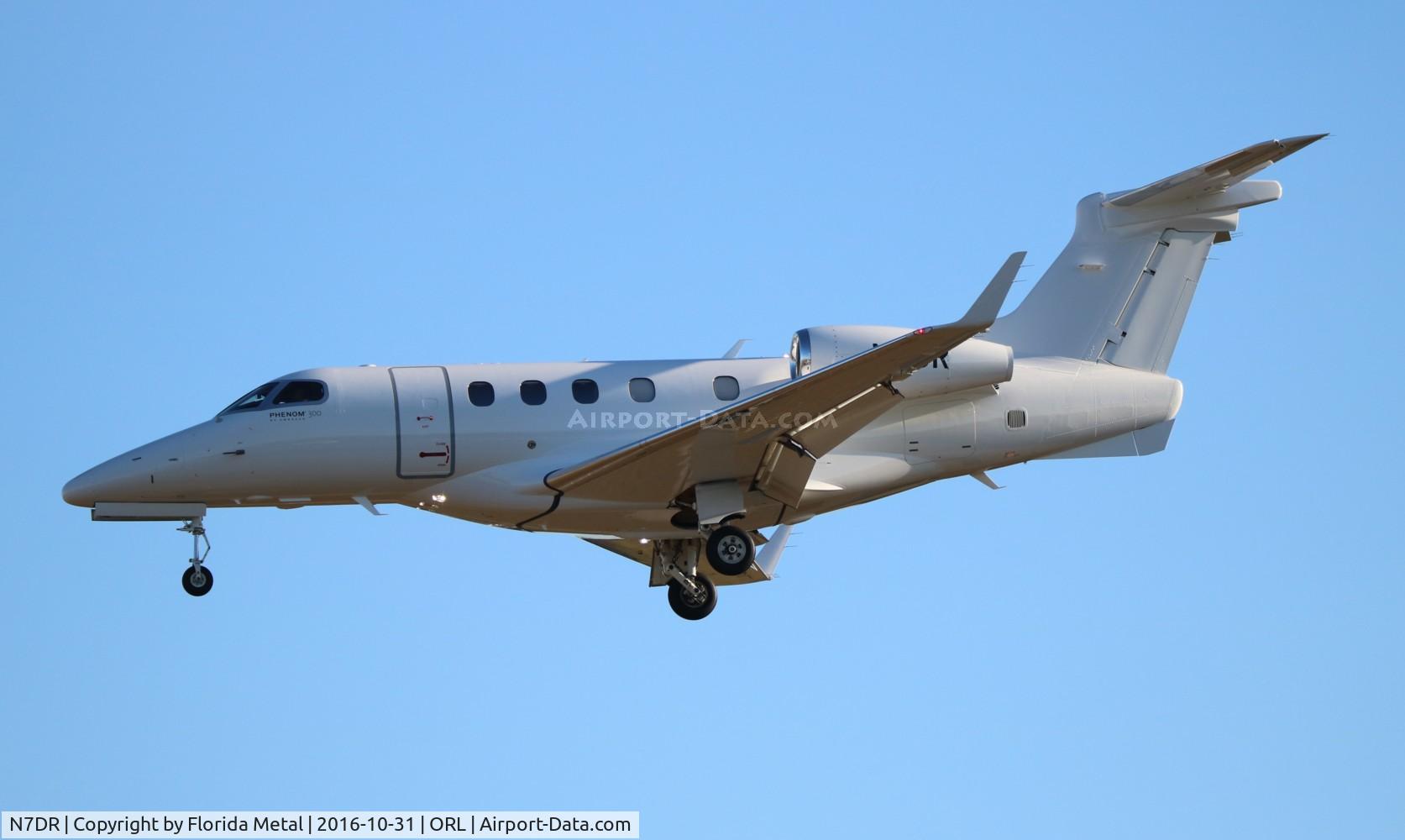 N7DR, 2015 Embraer EMB-505 Phenom 300 C/N 50500323, Phenom 300
