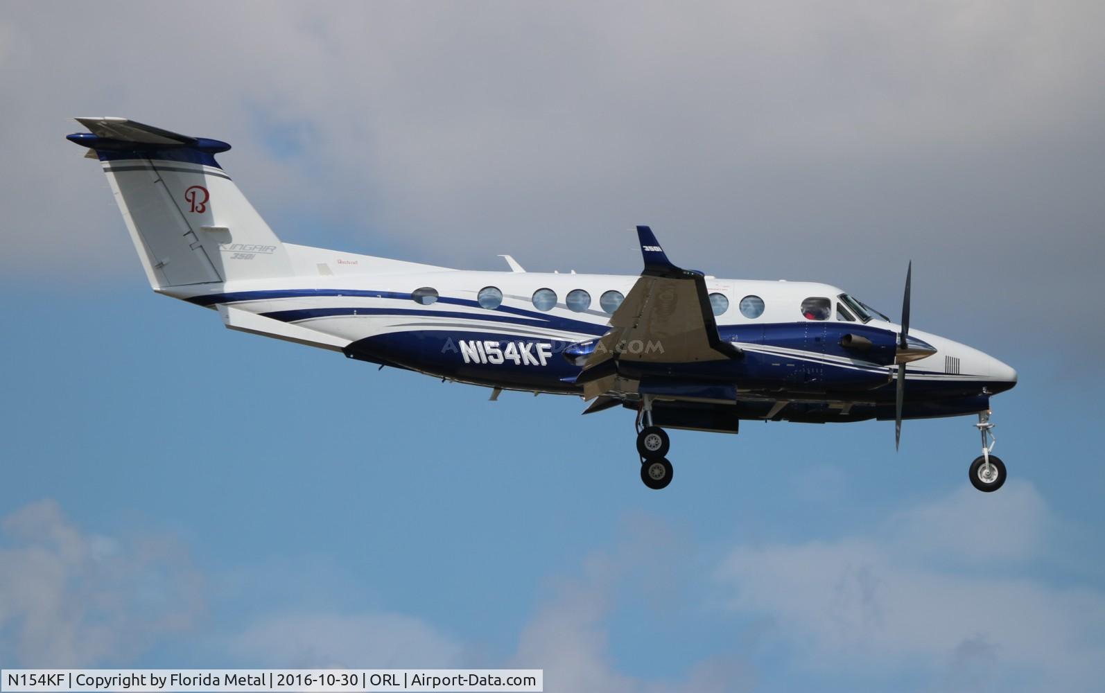 N154KF, 2016 Beechcraft B300 (350i) King Air C/N FL-1054, Super King Air