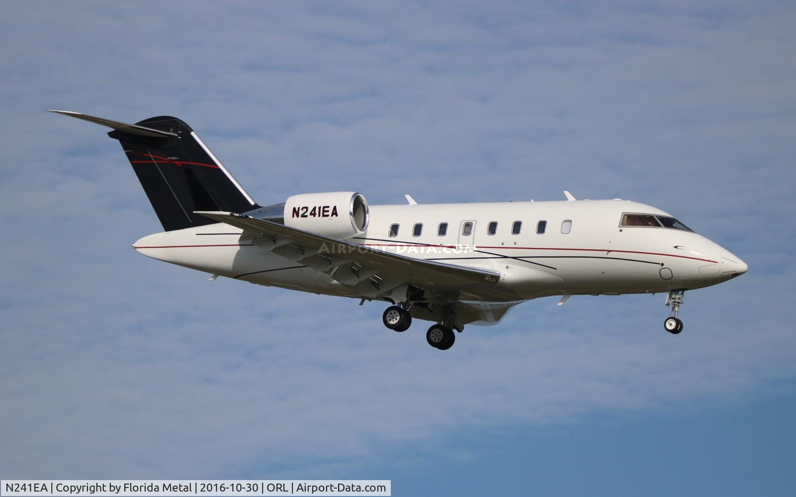 N241EA, 2013 Bombardier Challenger 605 (CL-600-2B16) C/N 5945, Challenger 605