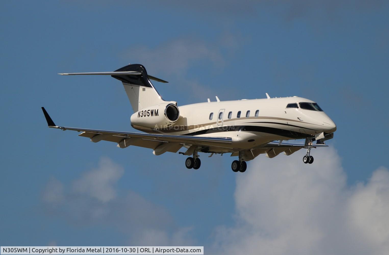 N305WM, 2012 Bombardier Challenger 300 (BD-100-1A10) C/N 20379, Challenger 350