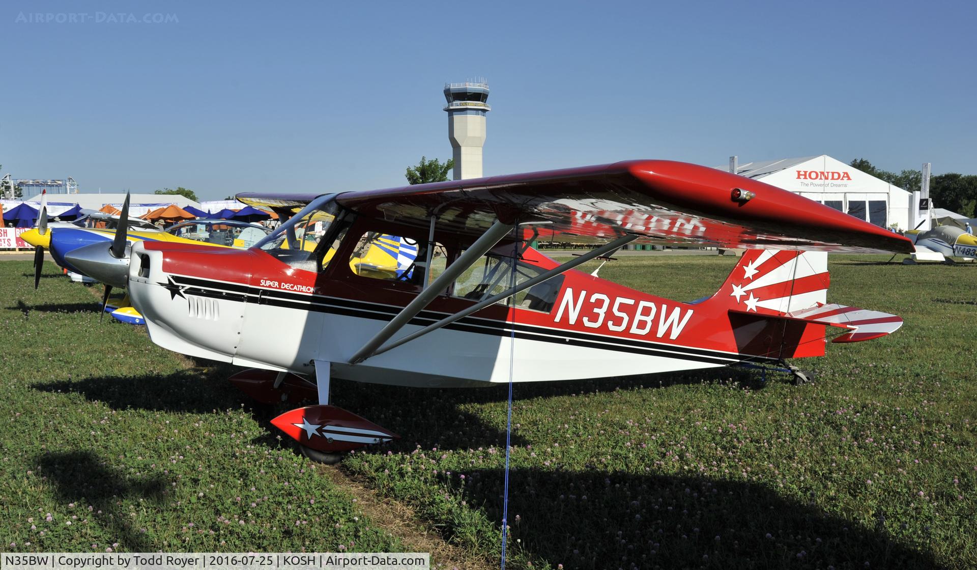 N35BW, 1992 American Champion 8KCAB Super Decathlon C/N 678-92, Airventure 2016