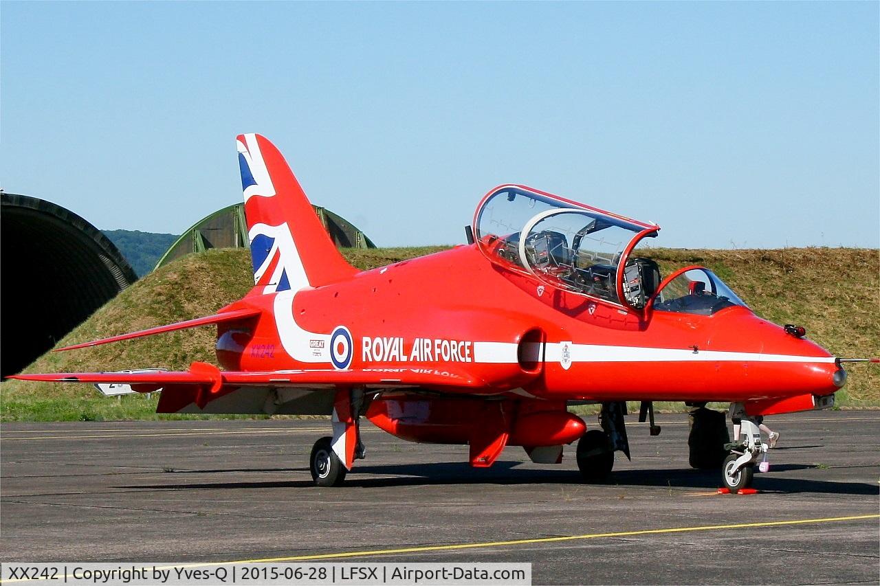 XX242, 1978 Hawker Siddeley Hawk T.1 C/N 078/312078, Royal Air Force Red Arrows Hawker Siddeley Hawk T.1A, Luxeuil-Saint Sauveur Air Base 116 (LFSX) Open day 2015
