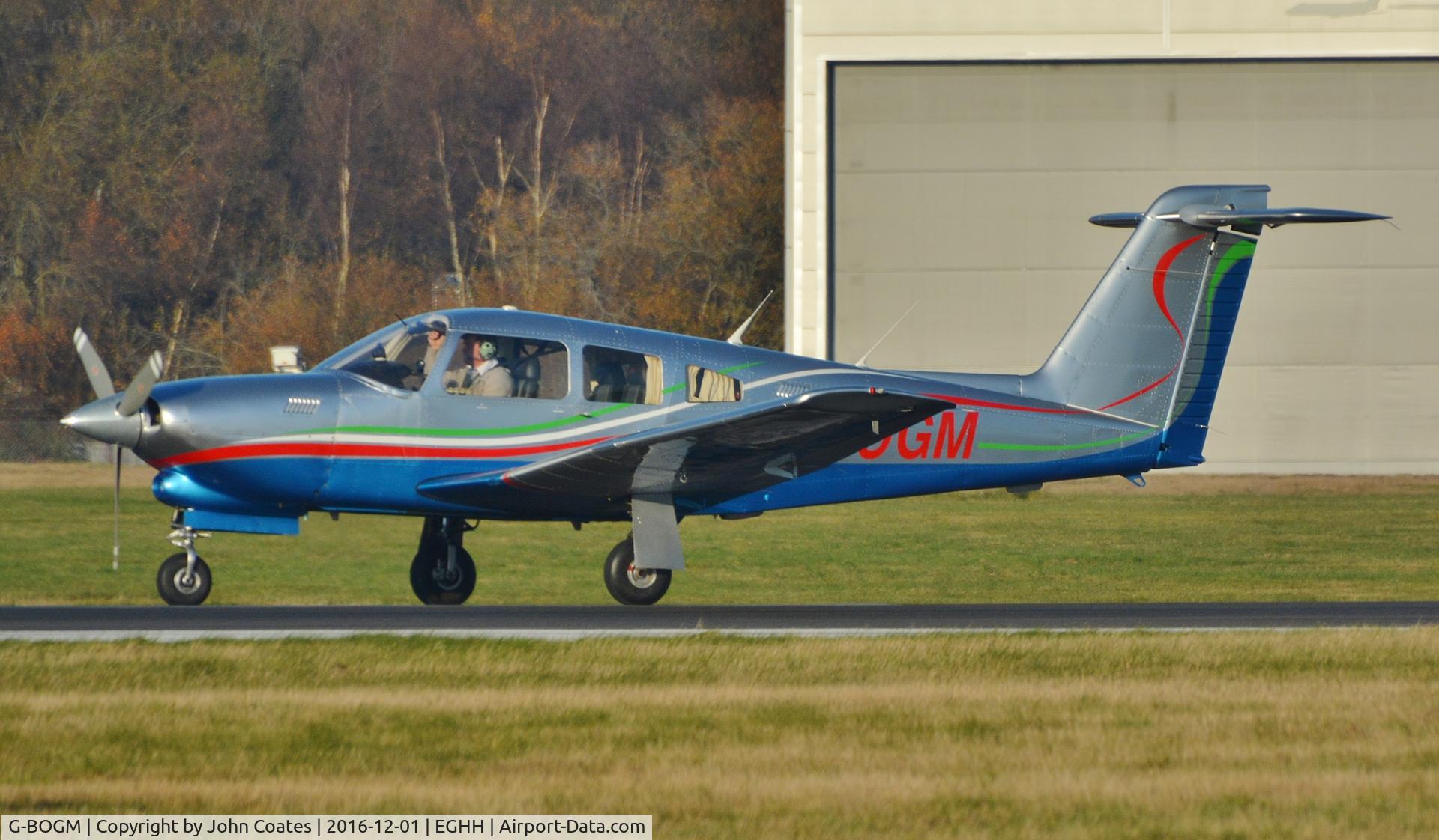G-BOGM, 1980 Piper PA-28RT-201T Turbo Arrow IV C/N 28R-8031077, Resident arriving 26