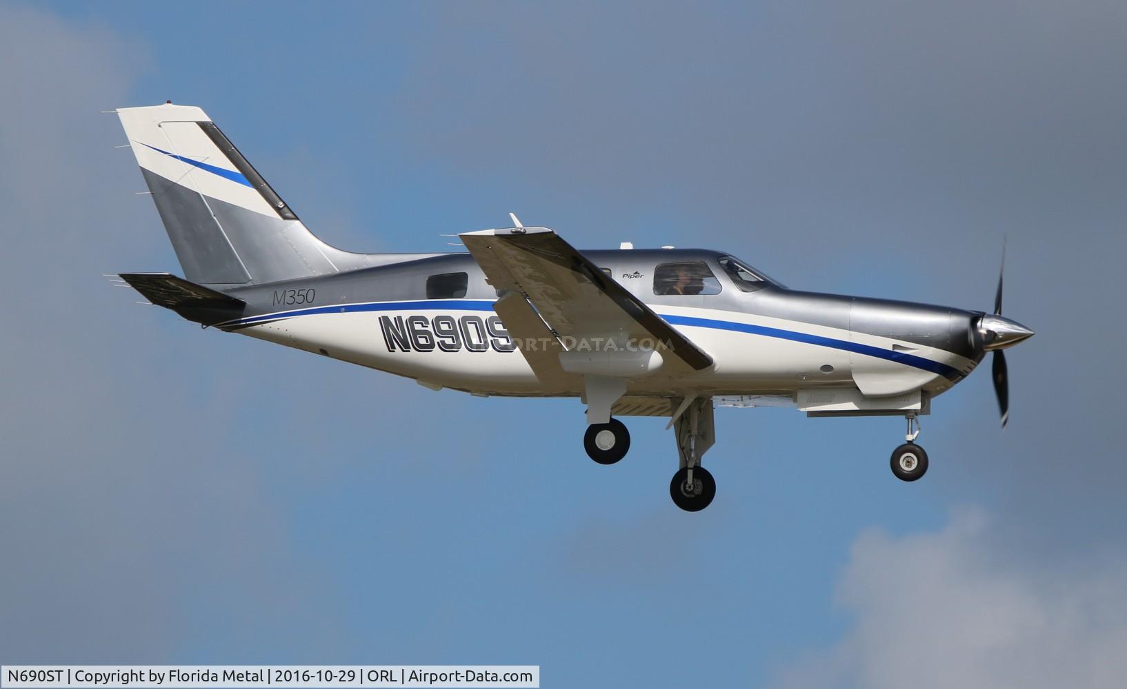 N690ST, 2016 Piper PA-46-350P Malibu Mirage C/N 4636690, Piper M350