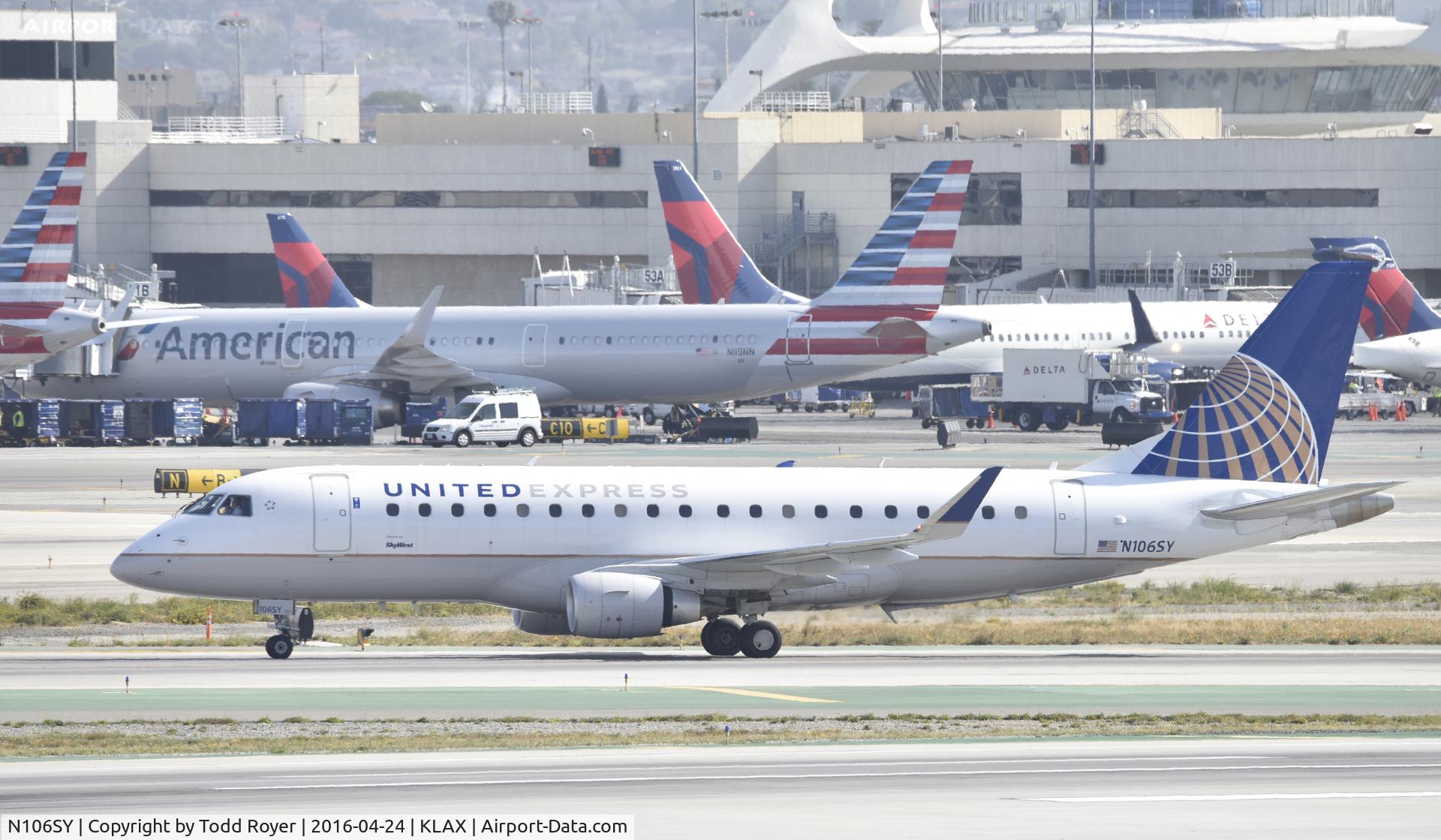 N106SY, 2013 Embraer 175LR (ERJ-170-200LR) C/N 17000399, Arriving at LAX on 25L