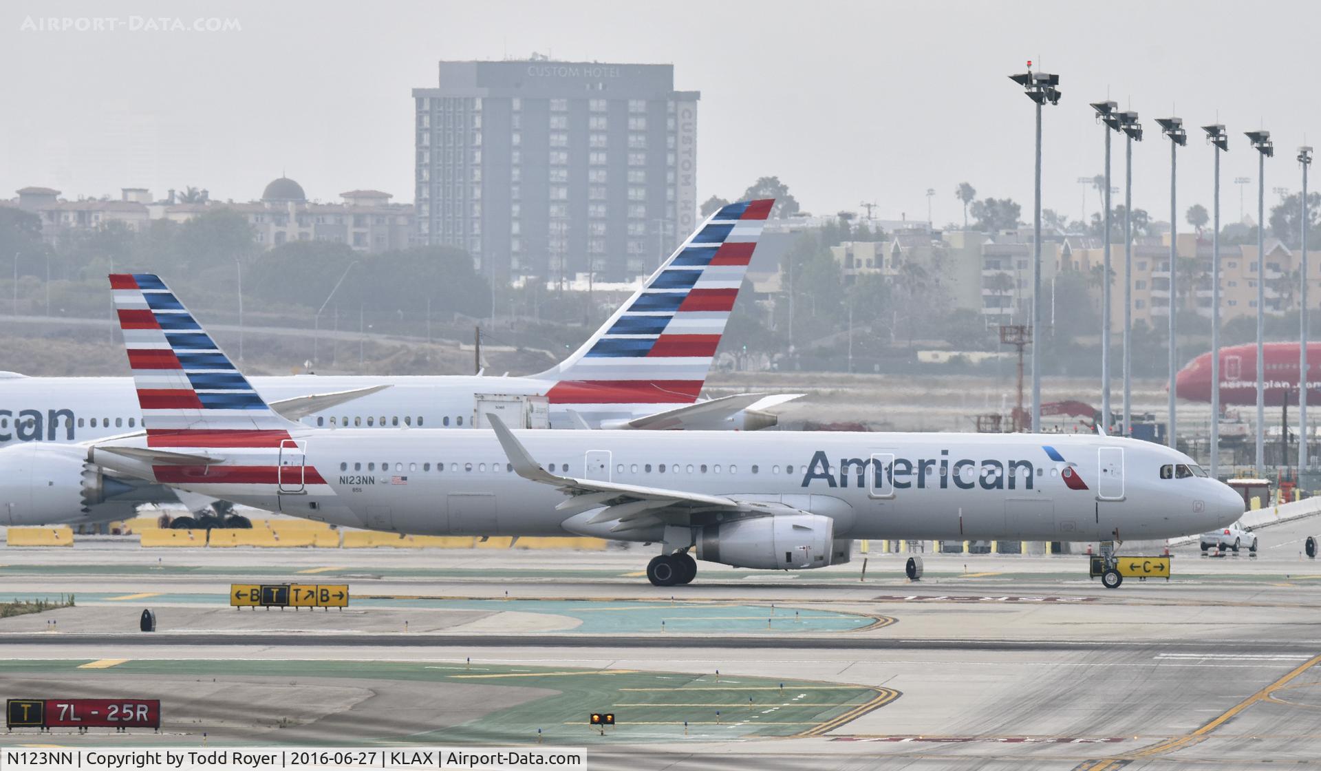 N123NN, 2014 Airbus A321-231 C/N 6256, Taxiing at LAX