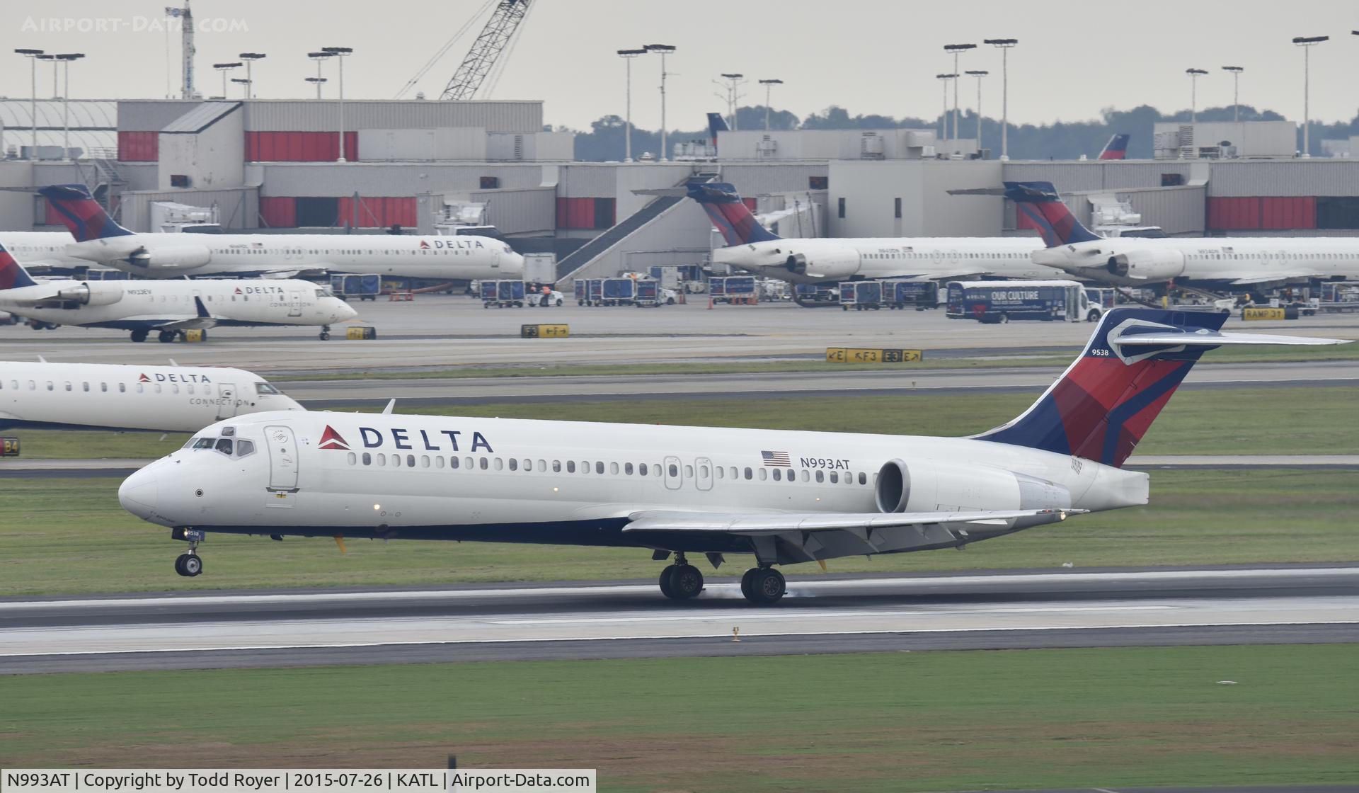 N993AT, 2002 Boeing 717-200 C/N 55137, Arriving at Atlanta