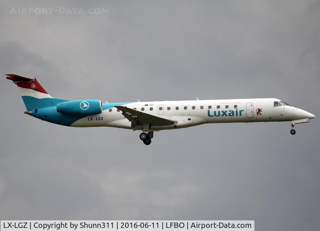 LX-LGZ, 2000 Embraer EMB-145LU (ERJ-145LU) C/N 145258, Landing rwy 32L... Special flight for Euro2016 with Spanish Delegation on board...