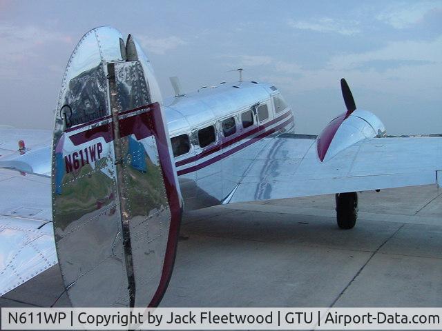N611WP, 1952 Beech C-45H Expeditor C/N AF-875, Beech 45