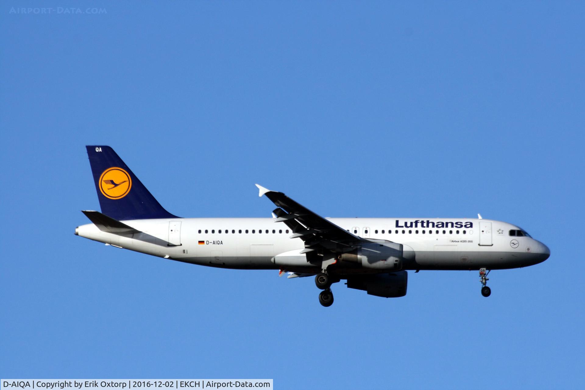 D-AIQA, 1991 Airbus A320-211 C/N 0172, D-AIQA landing rw  04L