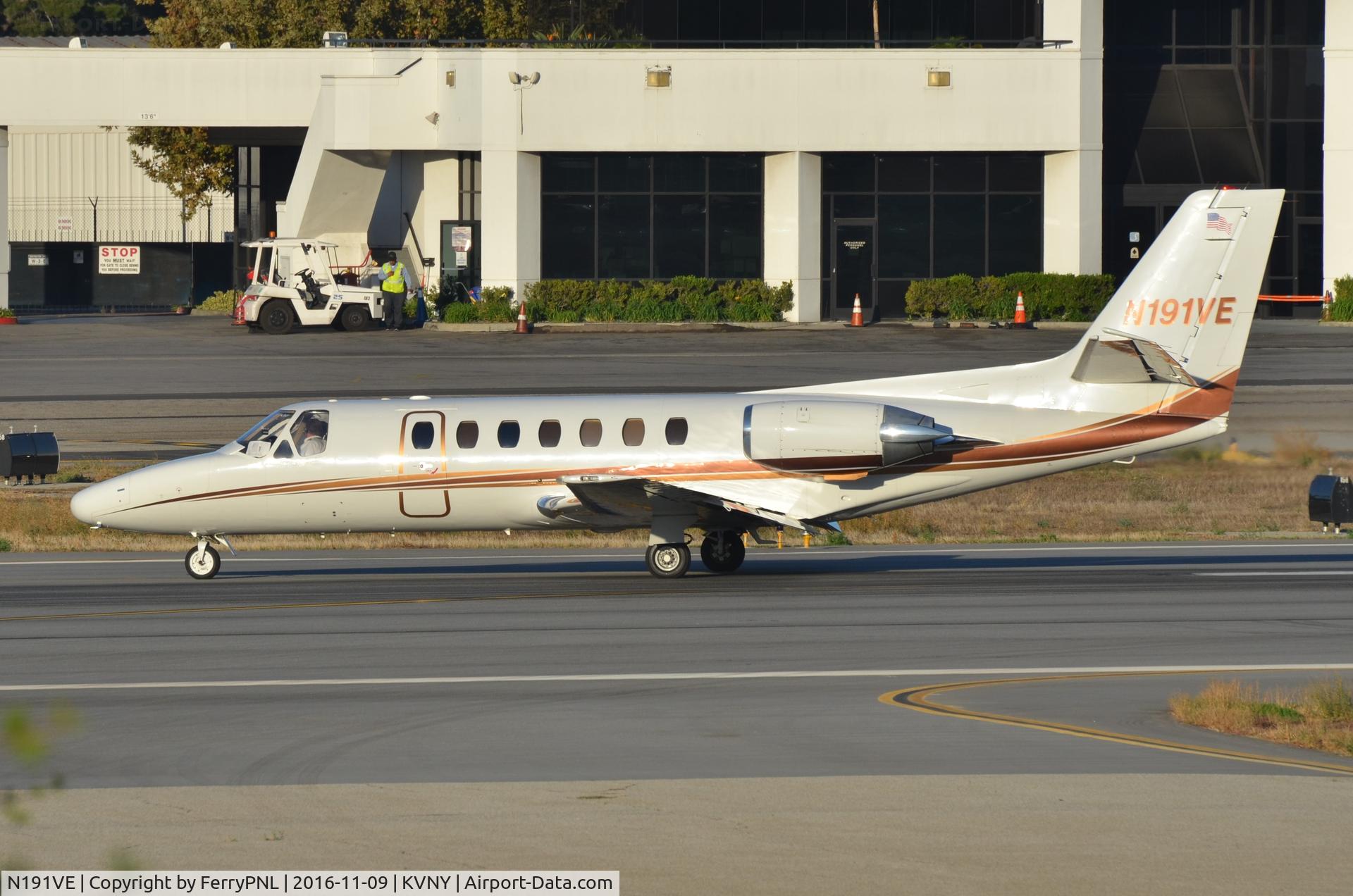 N191VE, 1991 Cessna 560 Citation V C/N 560-0150, Citation 560 rolling down the runway after landing.