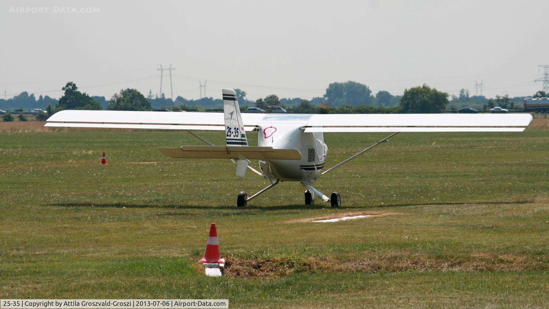 25-35, Fly Synthesis Storch 912 HS C/N 426, Balatonfökajár Airfield, Hungary