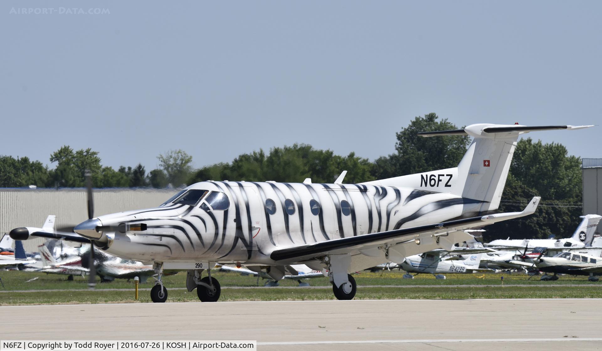 N6FZ, 1999 Pilatus PC-12/45 C/N 290, Airventure 2016