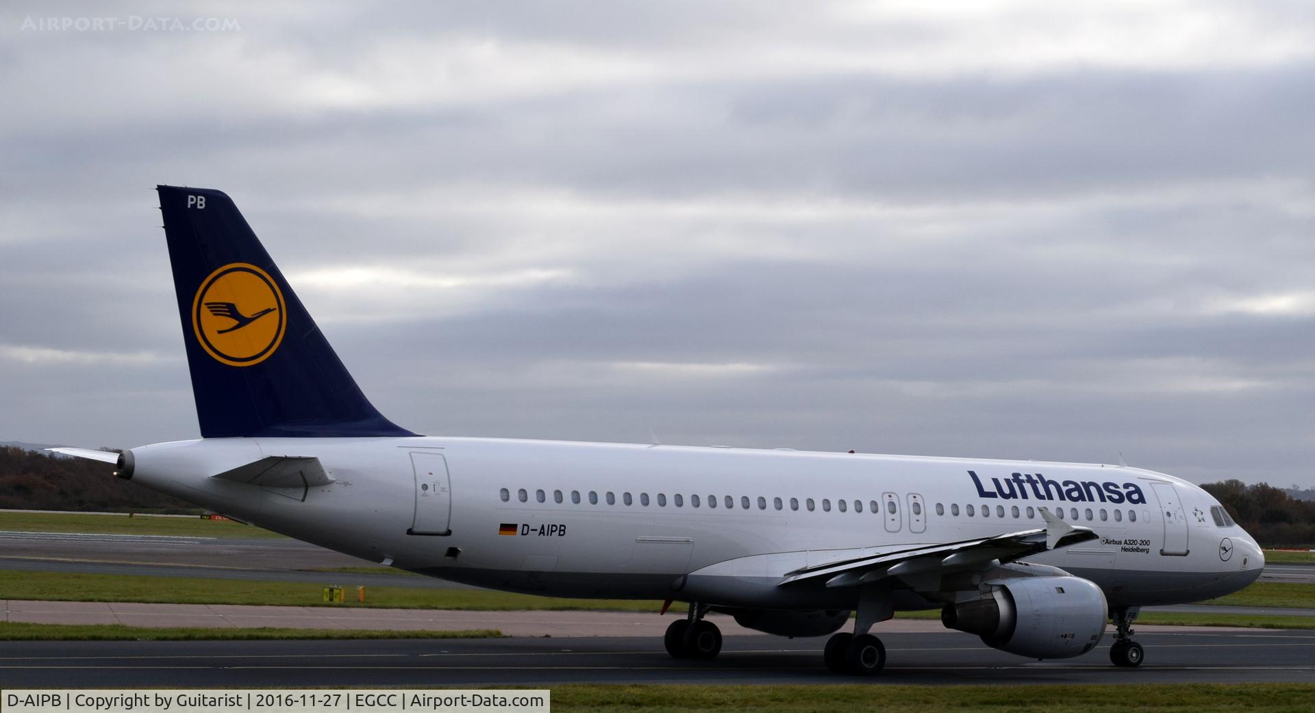 D-AIPB, 1989 Airbus A320-211 C/N 0070, At Manchester
