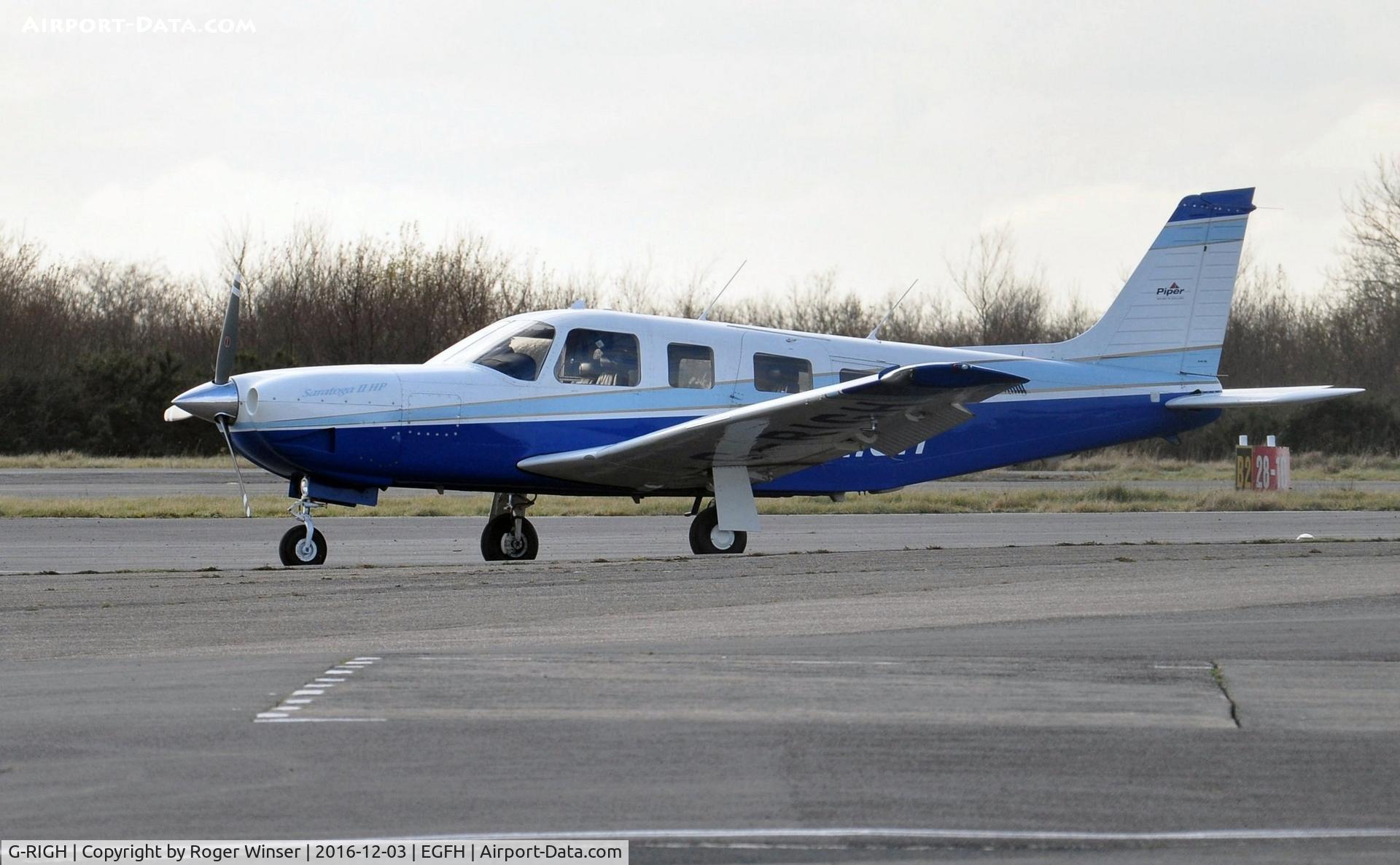 G-RIGH, 1998 Piper PA-32R-301 Saratoga II HP C/N 3246123, Visiting Saratoga.