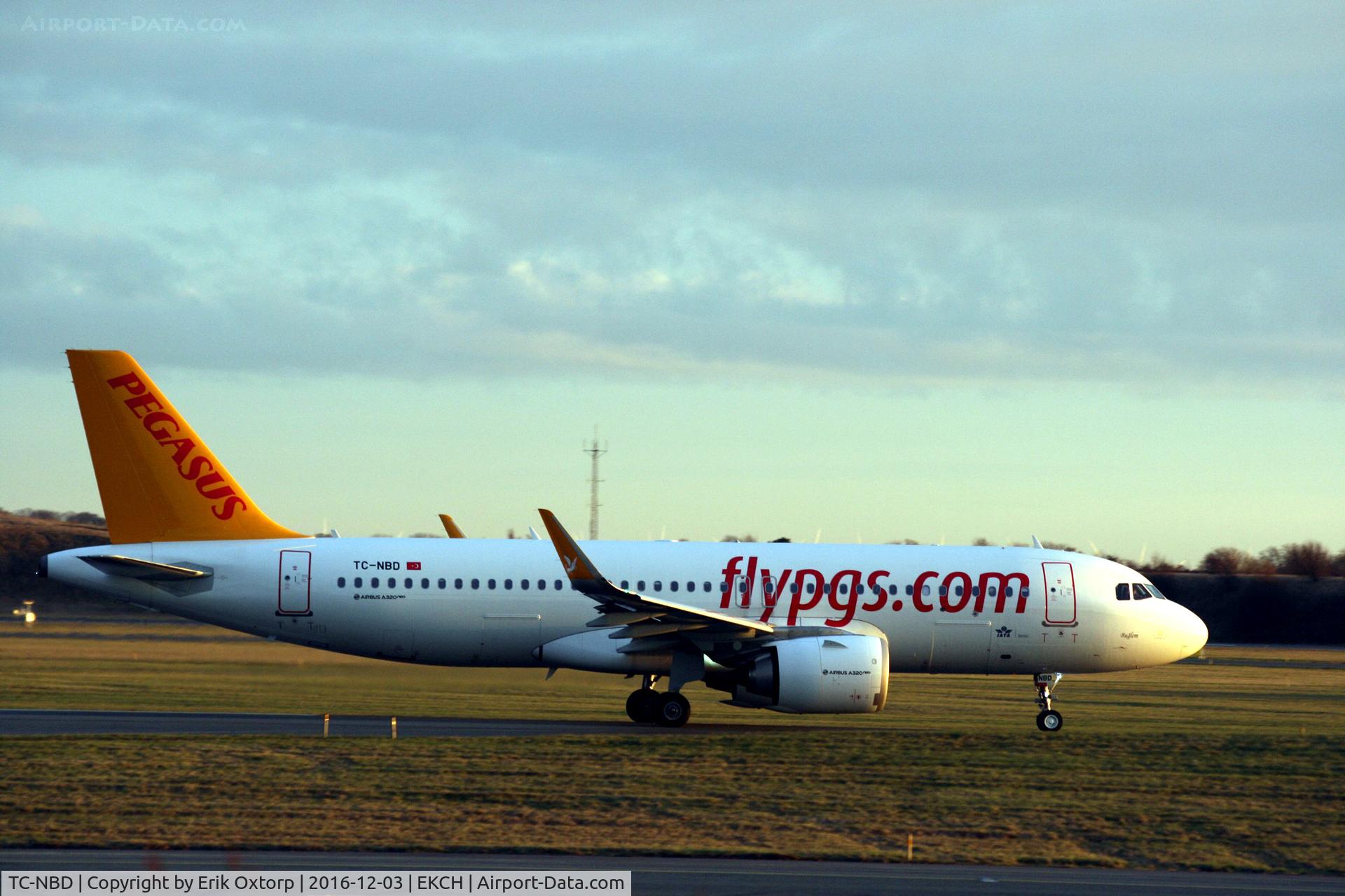 TC-NBD, 2016 Airbus A320-251N C/N 7162, TC-NBD departing rw 22R