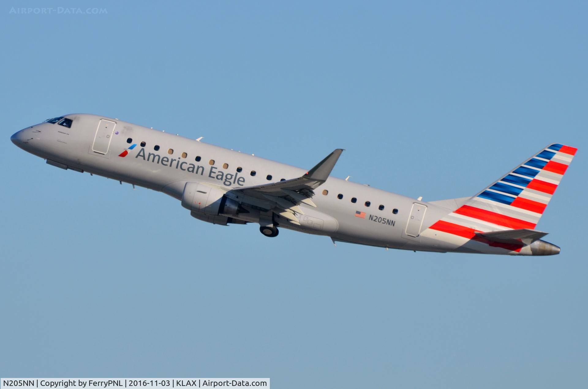 N205NN, 2015 Embraer 175LR (ERJ-170-200LR) C/N 17000481, American Eagle ERJ175