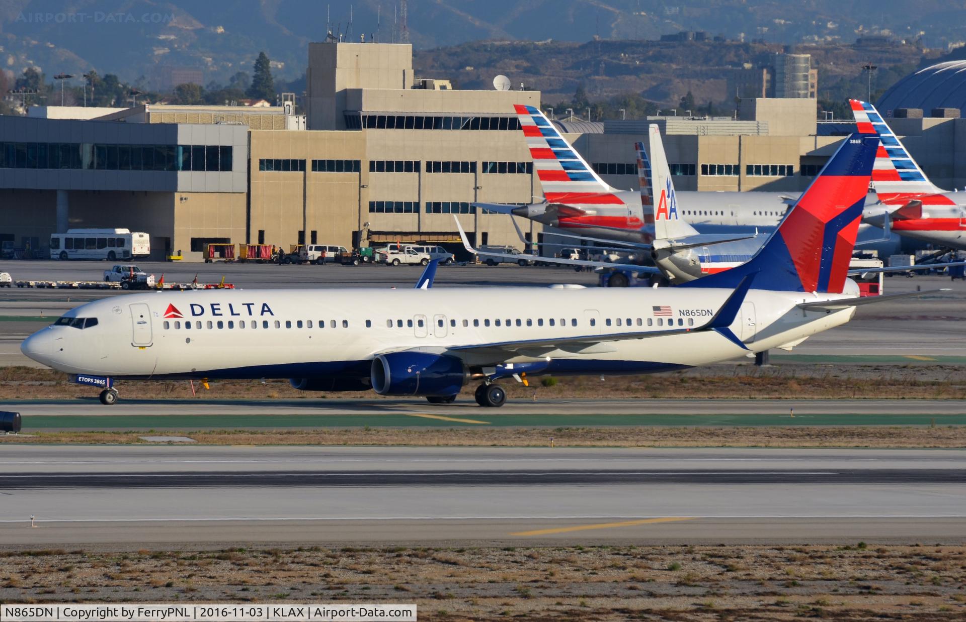 N865DN, 2016 Boeing 737-932/ER C/N 31976, Delta B739 arriving.