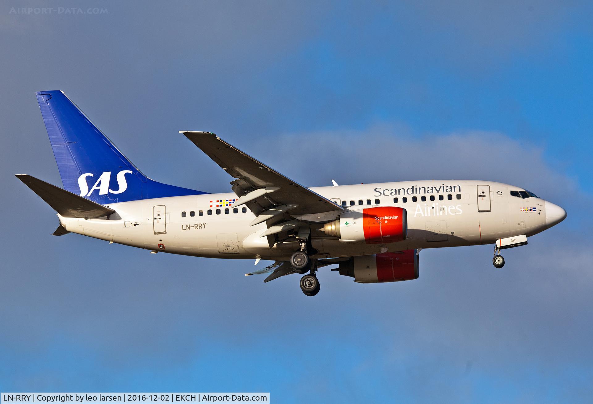 LN-RRY, 1998 Boeing 737-683 C/N 28297, Copenhagen 2.12.16