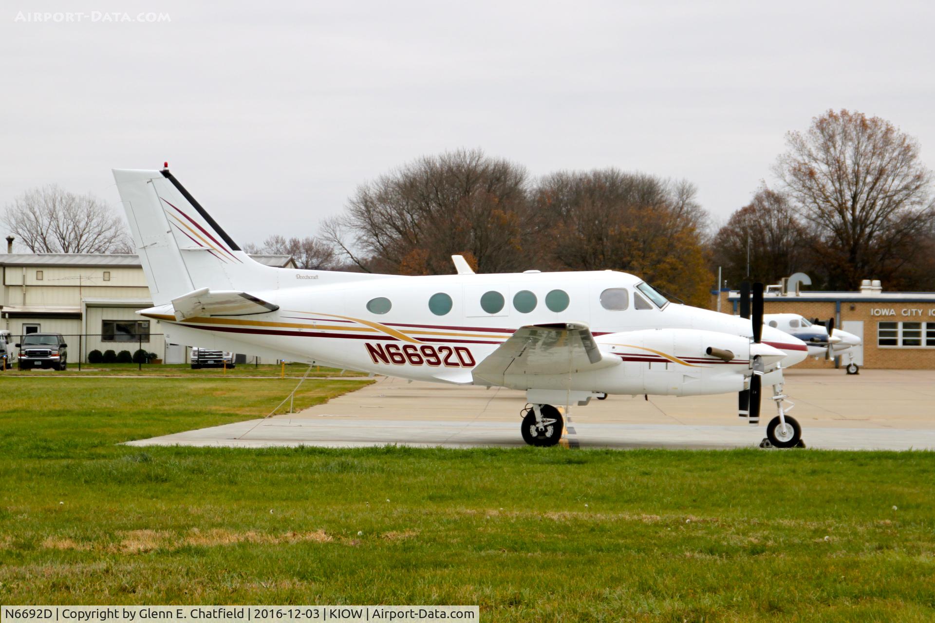 N6692D, 1984 Beech C90 King Air C/N LJ-1072, Spotted on the ramp