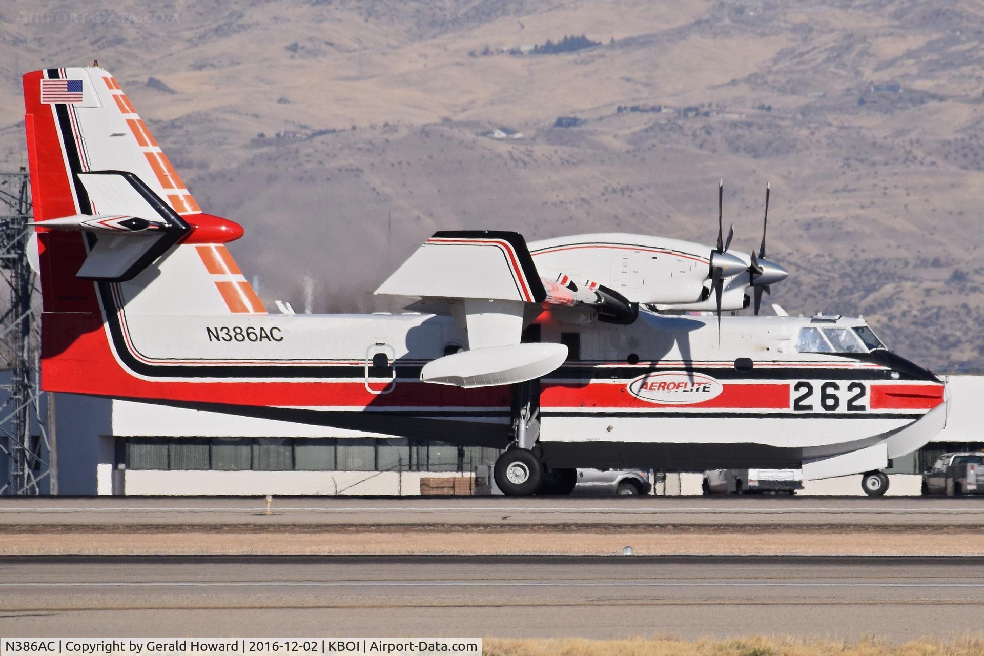 N386AC, 2015 Bombardier CL-415 (CL-215-6B11) C/N 2093, Landing roll out on RWY 10L.