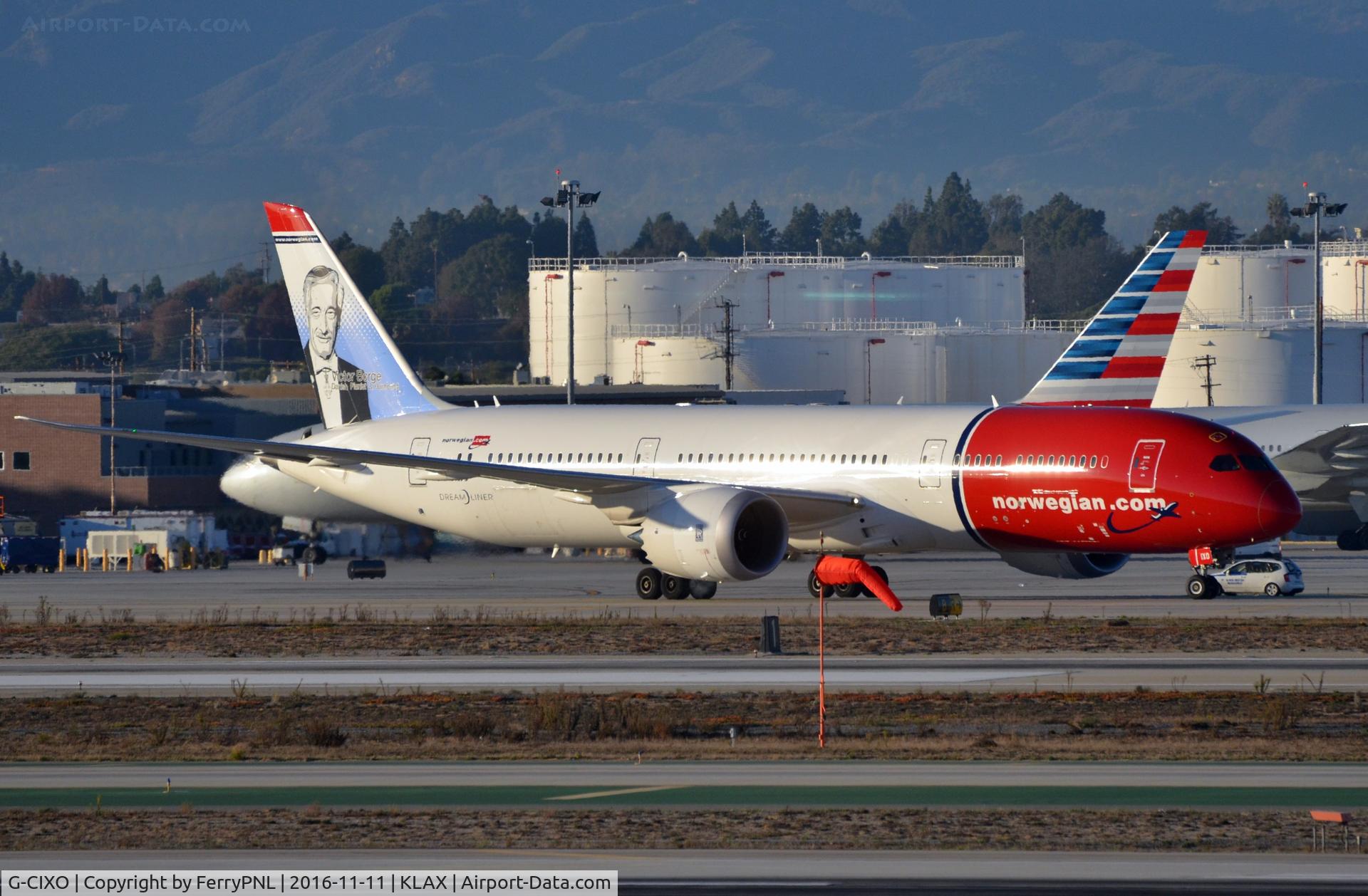 G-CIXO, 2016 Boeing 787-9 Dreamliner Dreamliner C/N 62082, Norwegian B789 taxying to its gate after arrival in LAX.