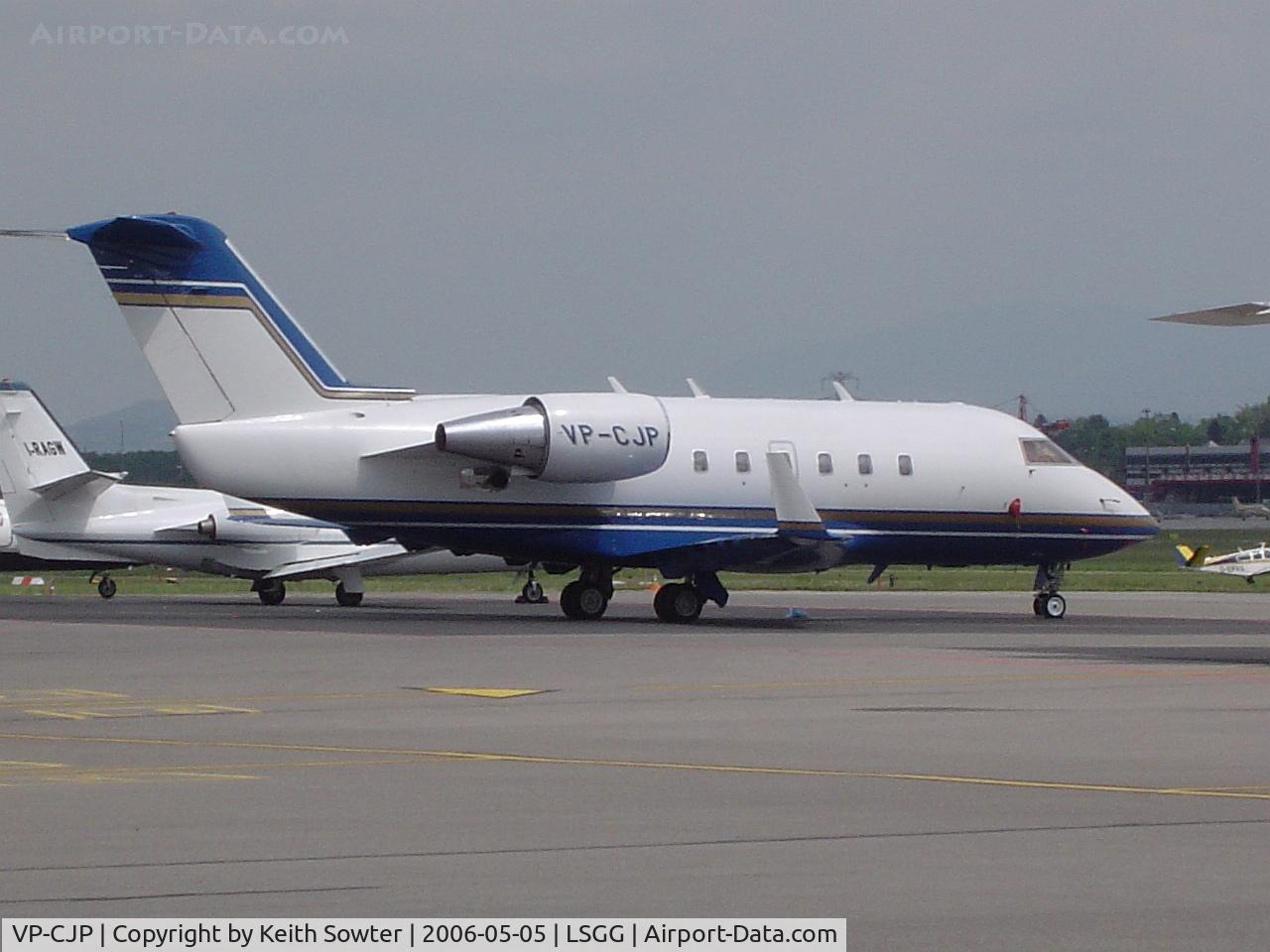 VP-CJP, 1988 Canadair Challenger 601-3A (CL-600-2B16) C/N 5022, Parked up