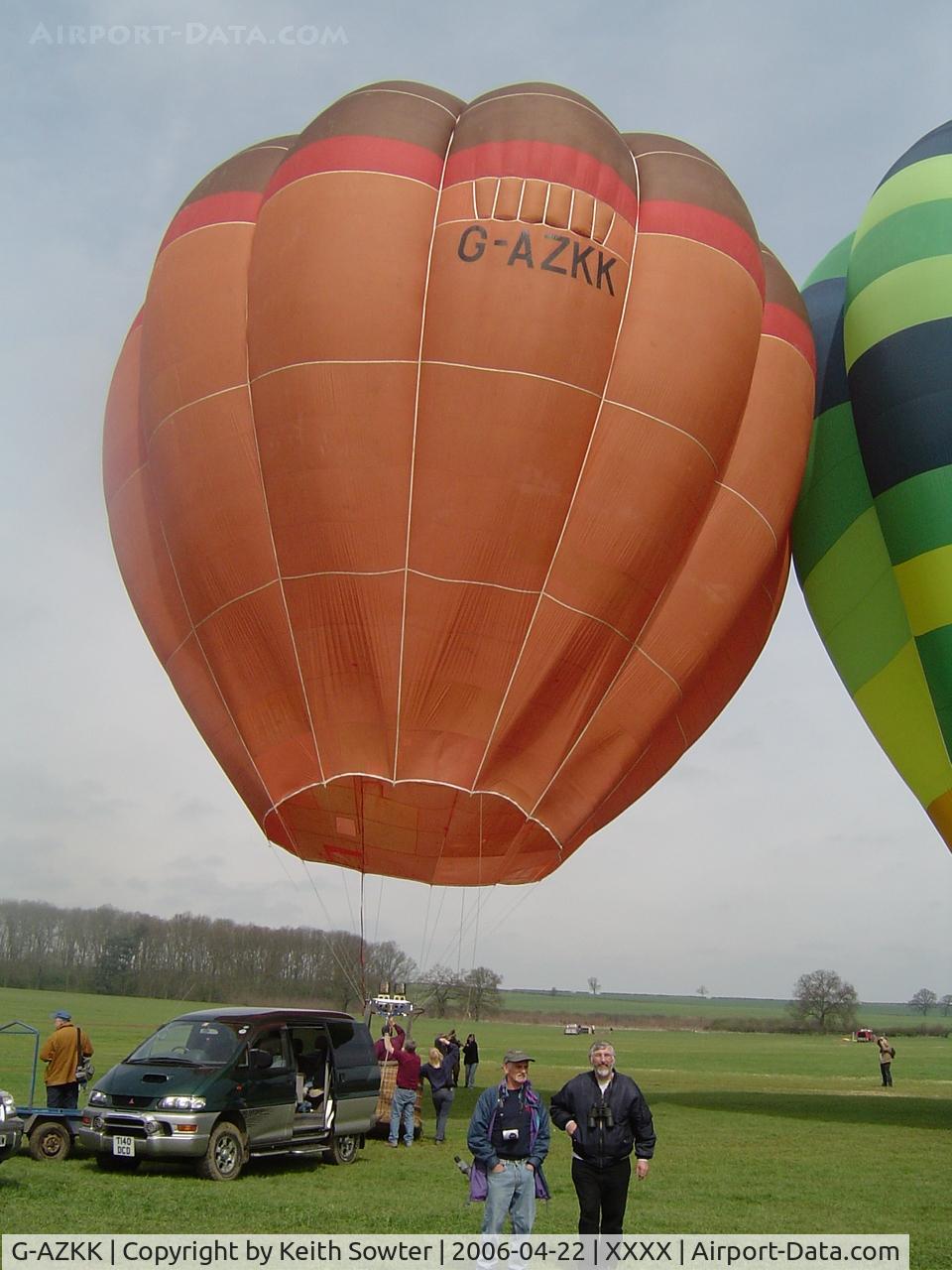 G-AZKK, 1972 Cameron Balloons O-56 C/N 32, Kelmarsh Hall Inflation Day