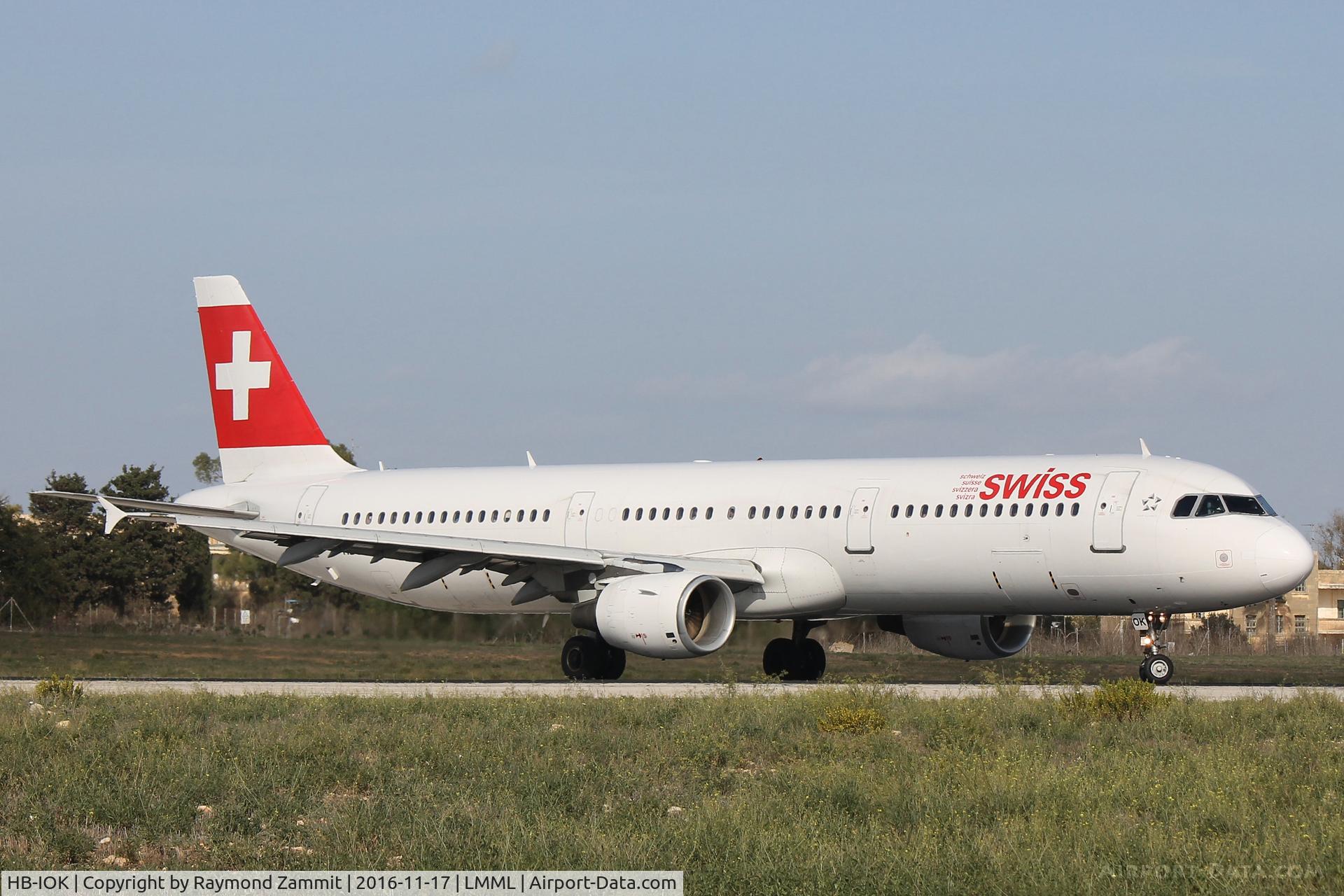 HB-IOK, 1999 Airbus A321-111 C/N 987, A321 HB-IOK Swiss