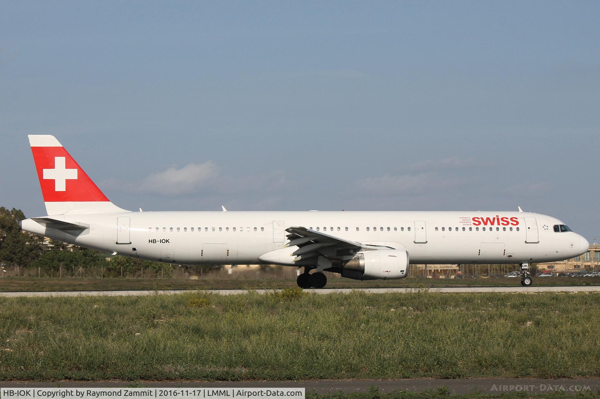 HB-IOK, 1999 Airbus A321-111 C/N 987, A321 HB-IOK Swiss