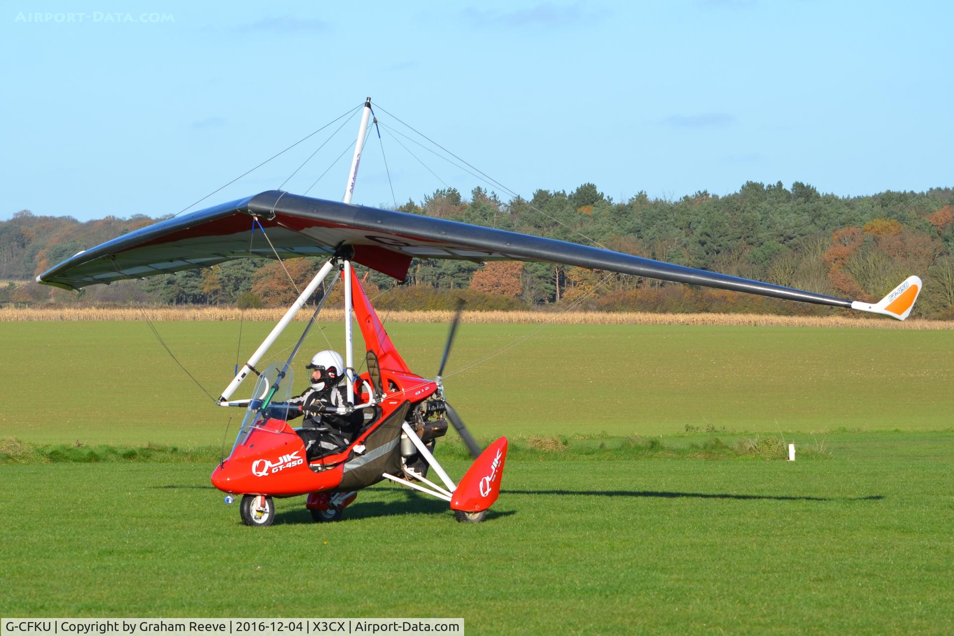 G-CFKU, 2008 P&M Aviation Quik GT450 C/N 8404, Just landed at Northrepps.
