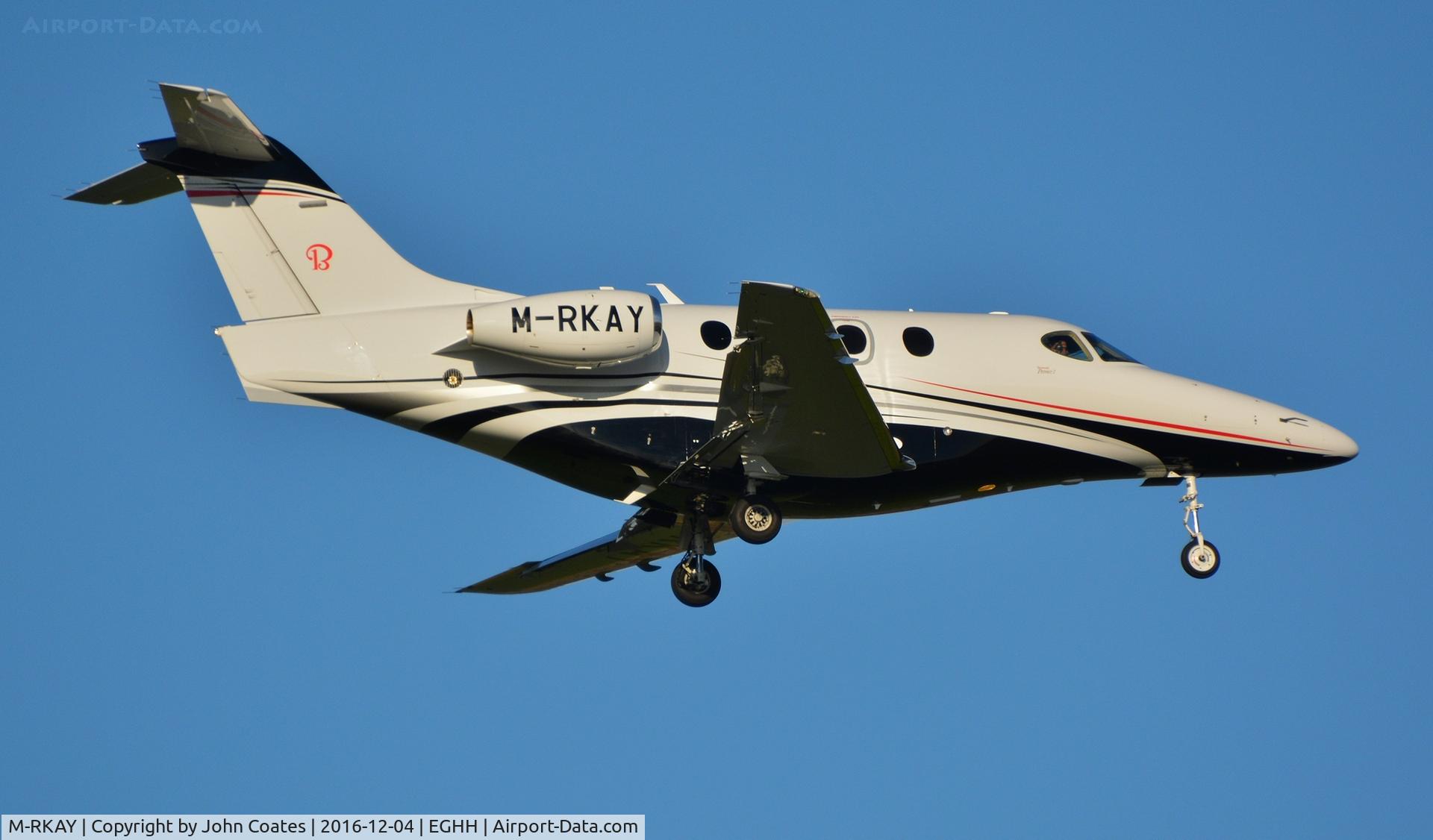 M-RKAY, 2003 Raytheon 390 Premier I C/N RB-88, Resident returning
