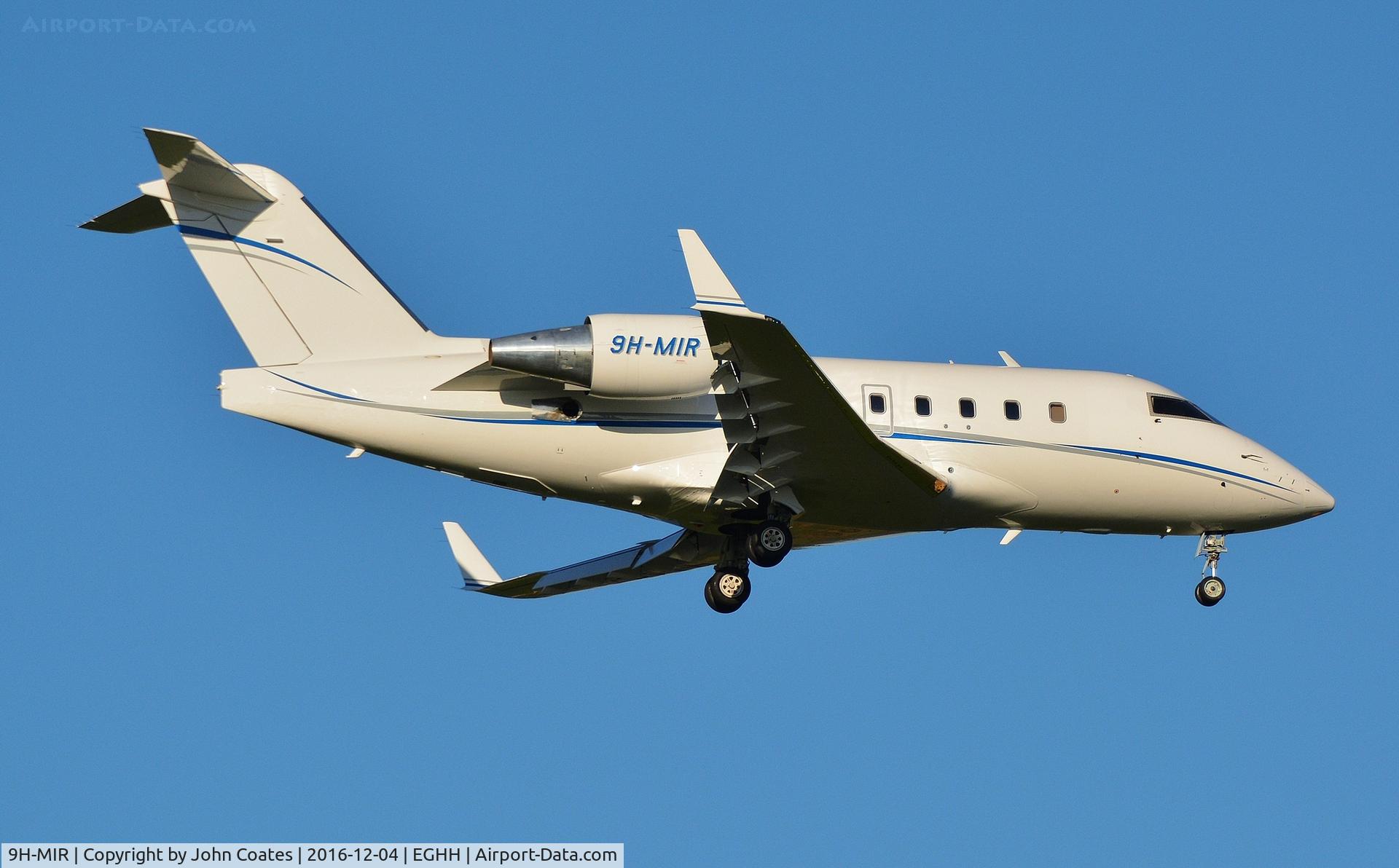 9H-MIR, 1998 Bombardier Challenger 604 (CL-600-2B16) C/N 5368, Arriving on 08