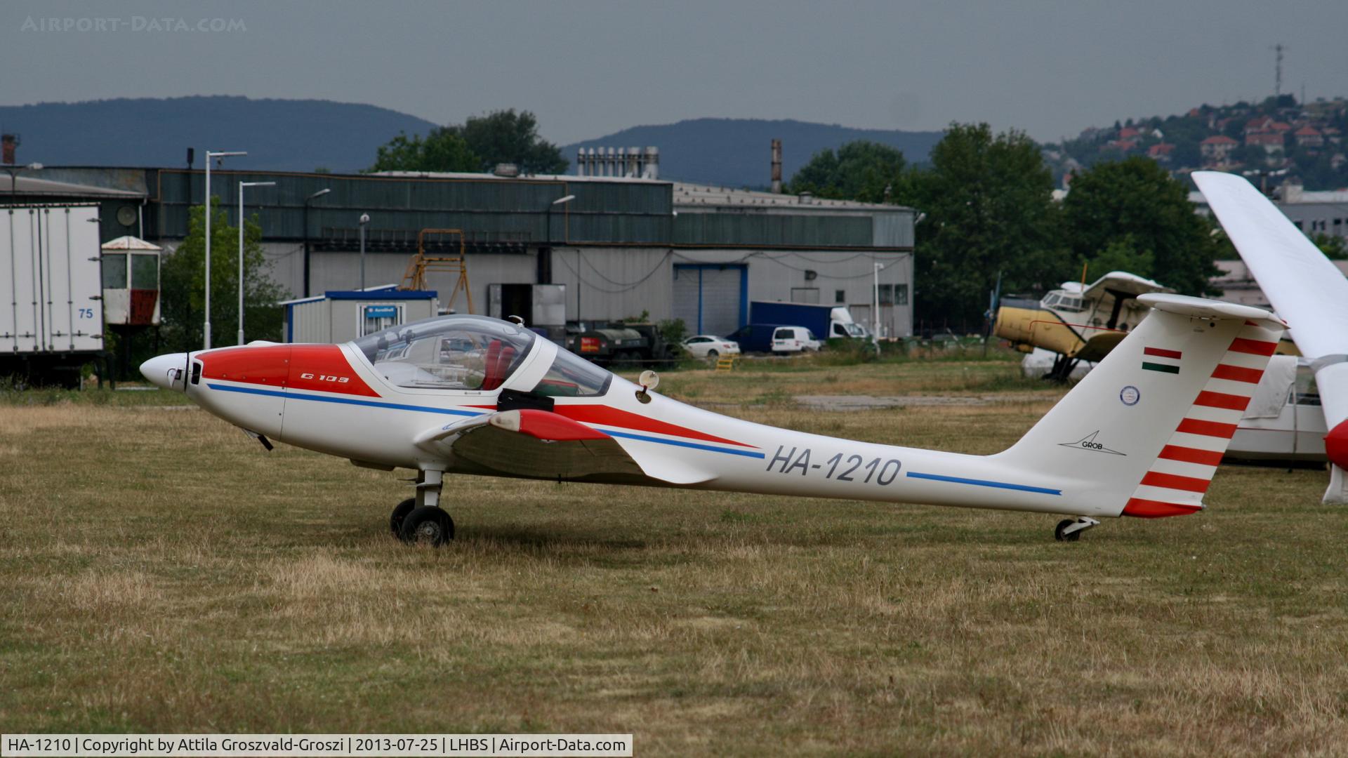 HA-1210, 1981 Grob G-109A C/N 6041, Budaörs Airport, Hungary