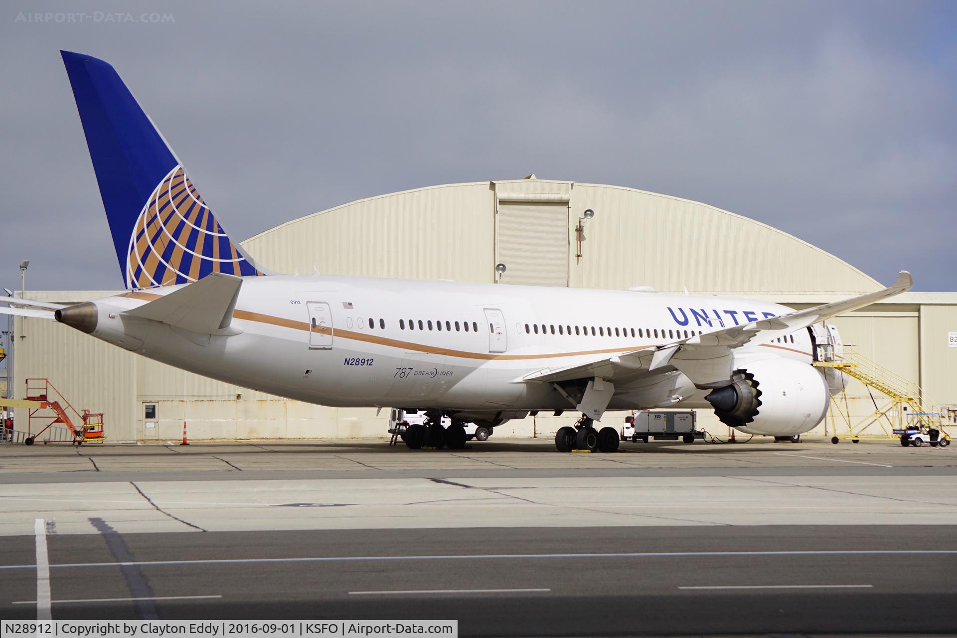 N28912, 2014 Boeing 787-8 Dreamliner C/N 34828, SFO 2016